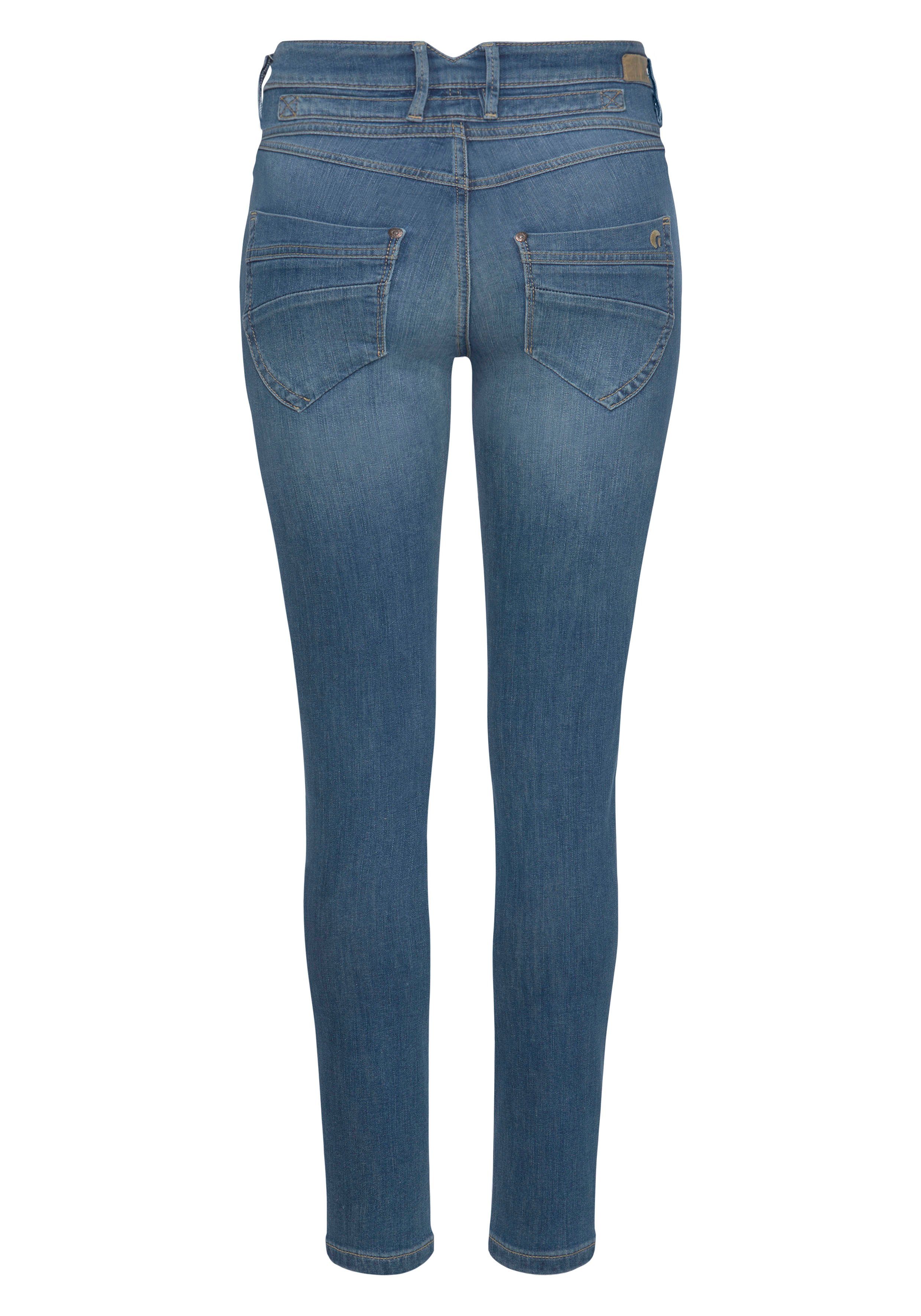 GANG Skinny fit jeans 94Medina met stijlvolle, half open knoopsluiting