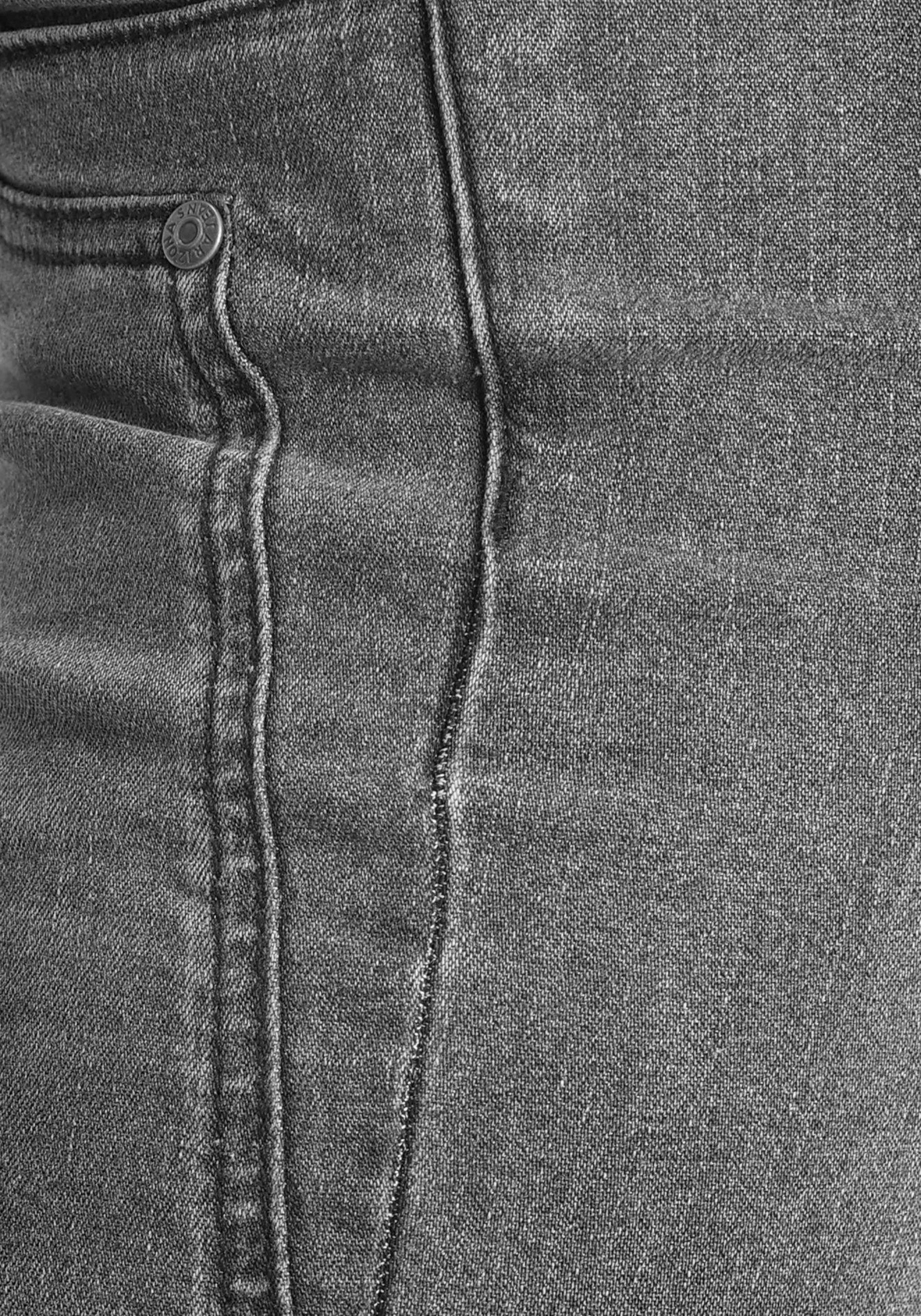 Arizona Skinny fit jeans Met geren extra-strakke been snit, lage taille