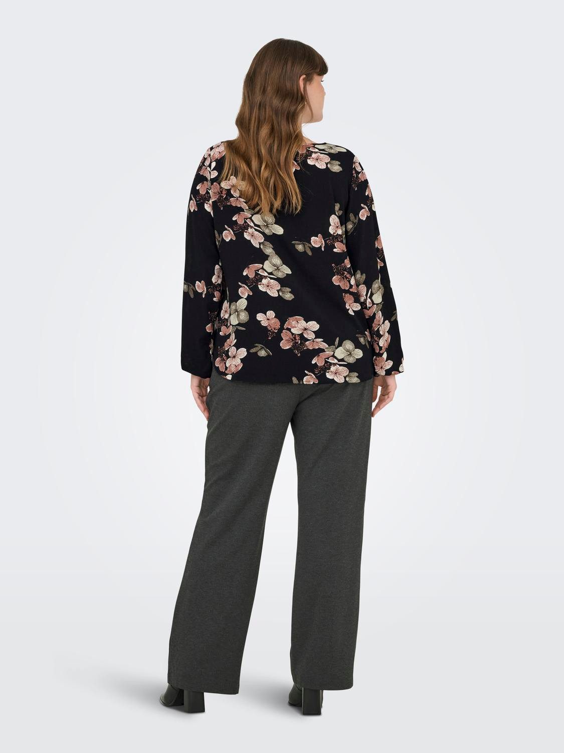ONLY CARMAKOMA Shirt CARVICA LIFE L/S V-NECK TOP WVN NOOS