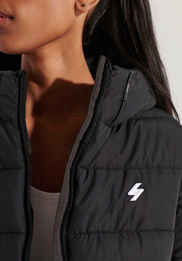 Superdry Gewatteerde jas HOODED SPIRIT SPORTS PUFFER van waterafstotend materiaal