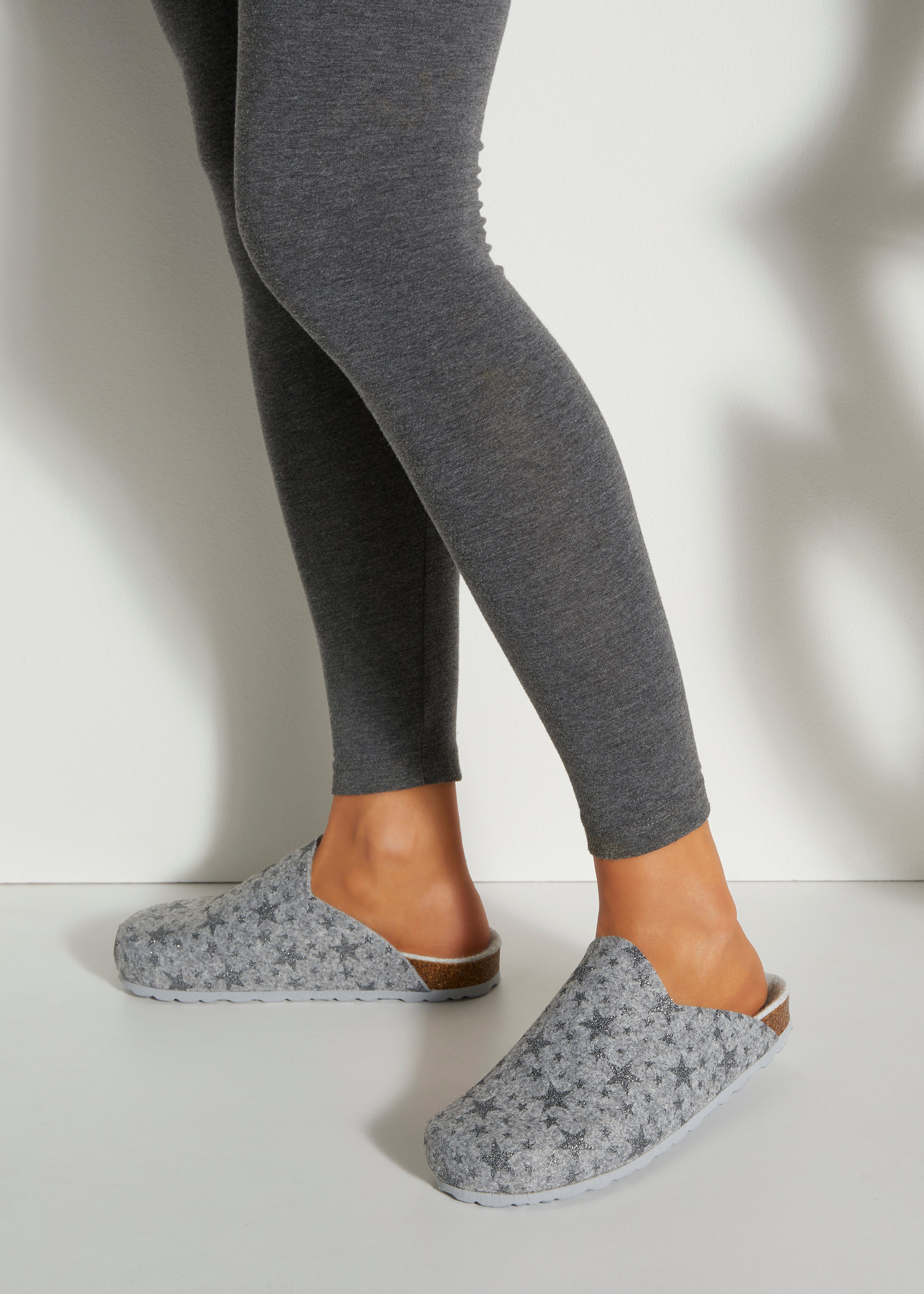 Vivance Slippers Pantoffel, klomp, pantoffel, van vilt met verwarmend kurken voetbed & sterrenprint