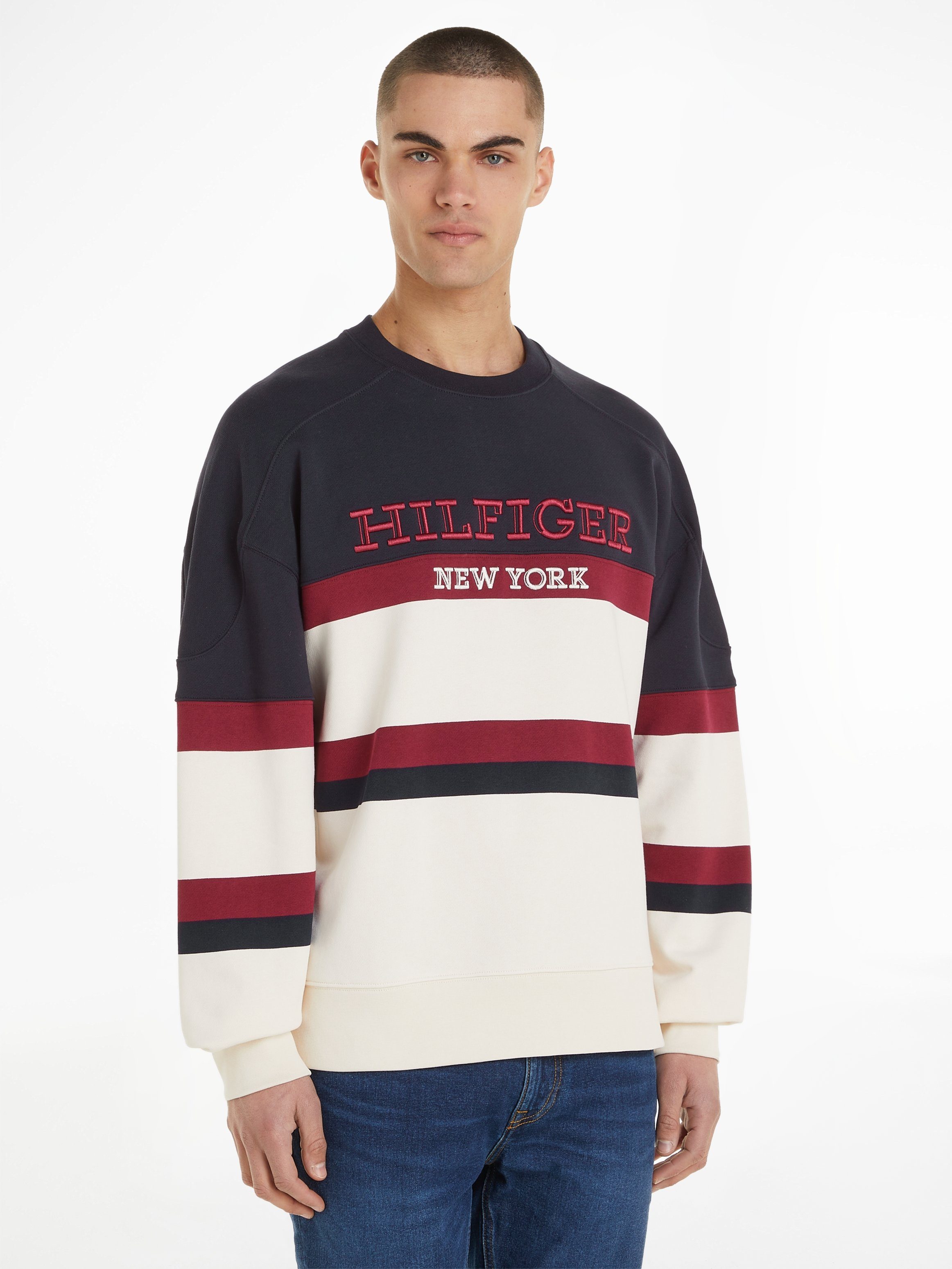 Tommy Hilfiger Sweatshirt MONOTYPE COLOR BLOCK SWEATSHIRT met modieuze logo-inscriptie op de borst