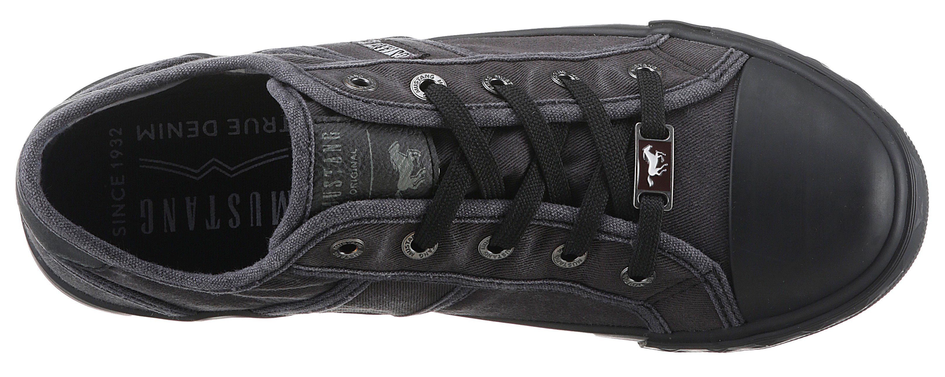 Mustang Shoes Sneakers , vrijetijdsschoen, lage schoen, veterschoen met mustang merklabel