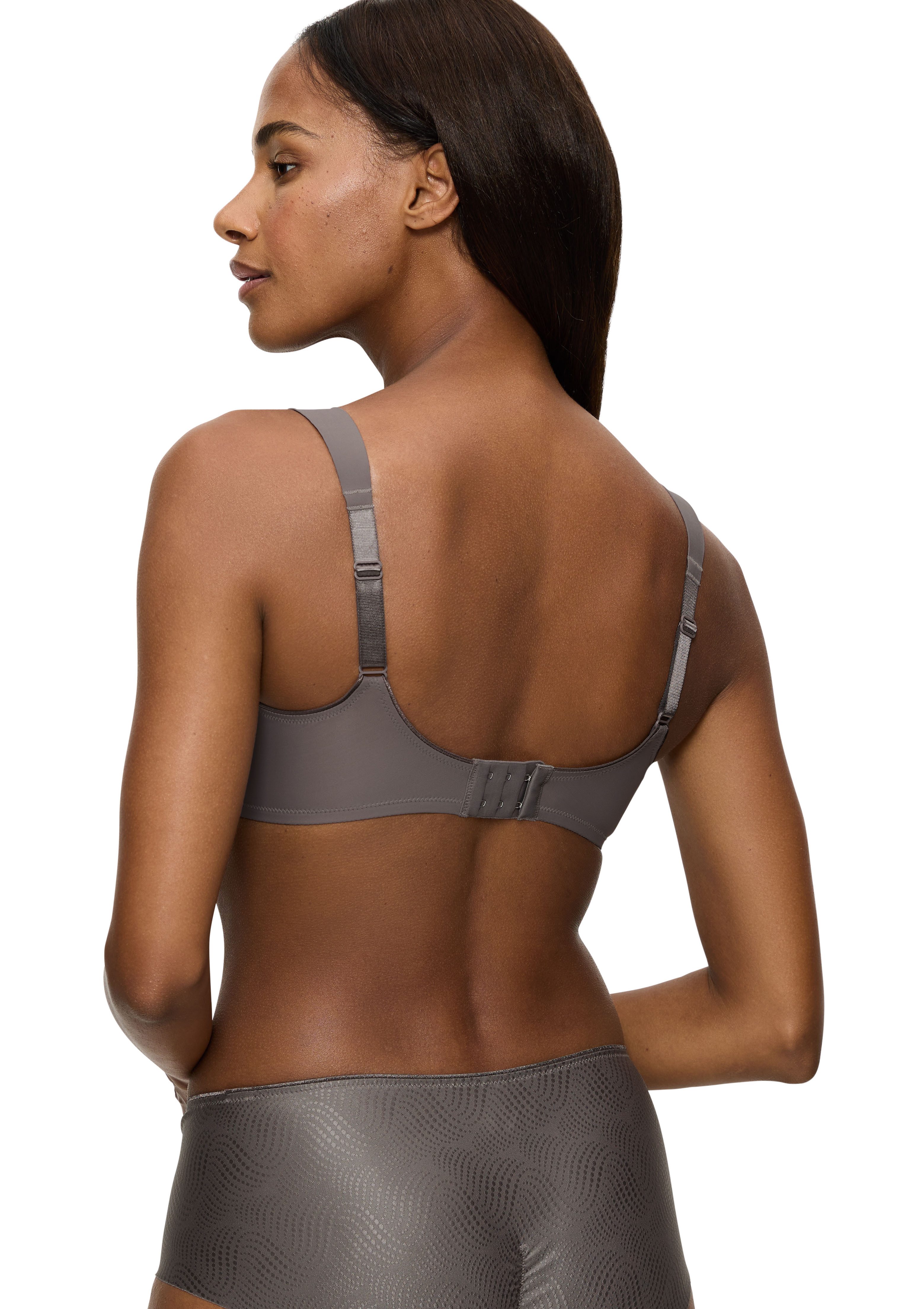 Triumph Minimizer-bh Essential Minimizer T W X maakt de borst optisch kleiner met een cupmaat