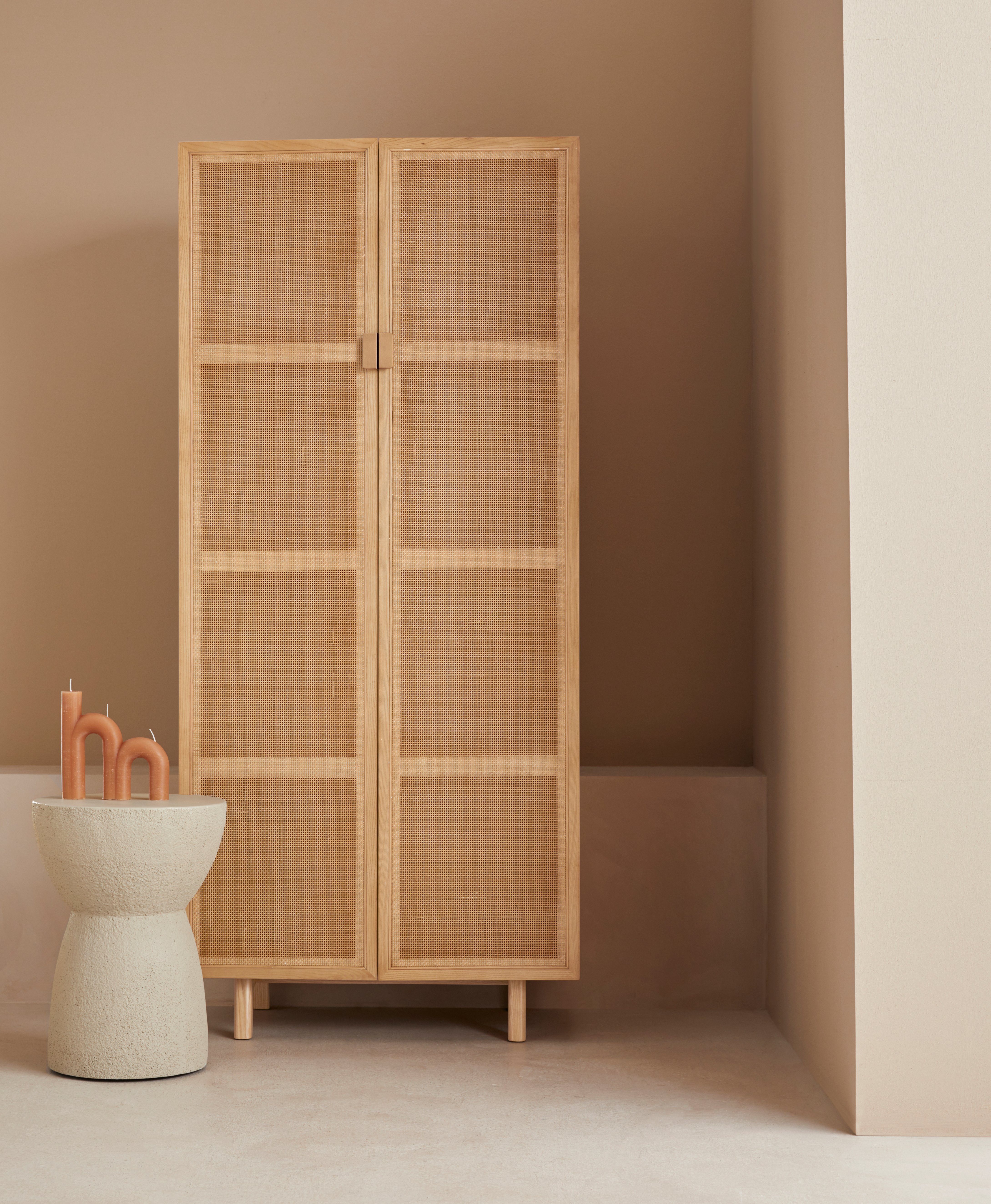 LeGer Home by Lena Gercke Highboard Lina Met rotan inzet, 4 binnenvakken, gedeeltelijk massief