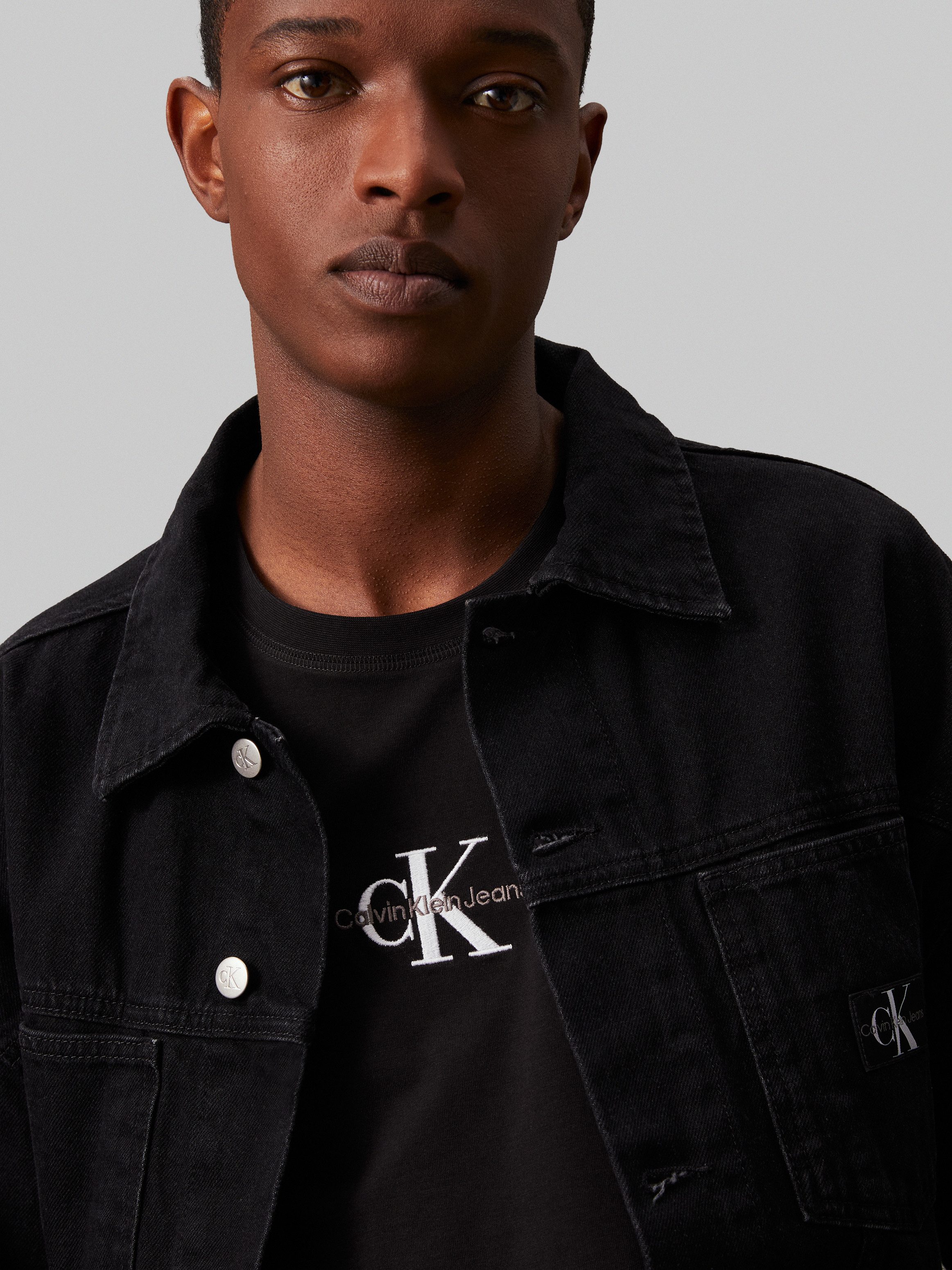 Calvin Klein T-shirt MONOLOGO TEE met een logo-opschrift