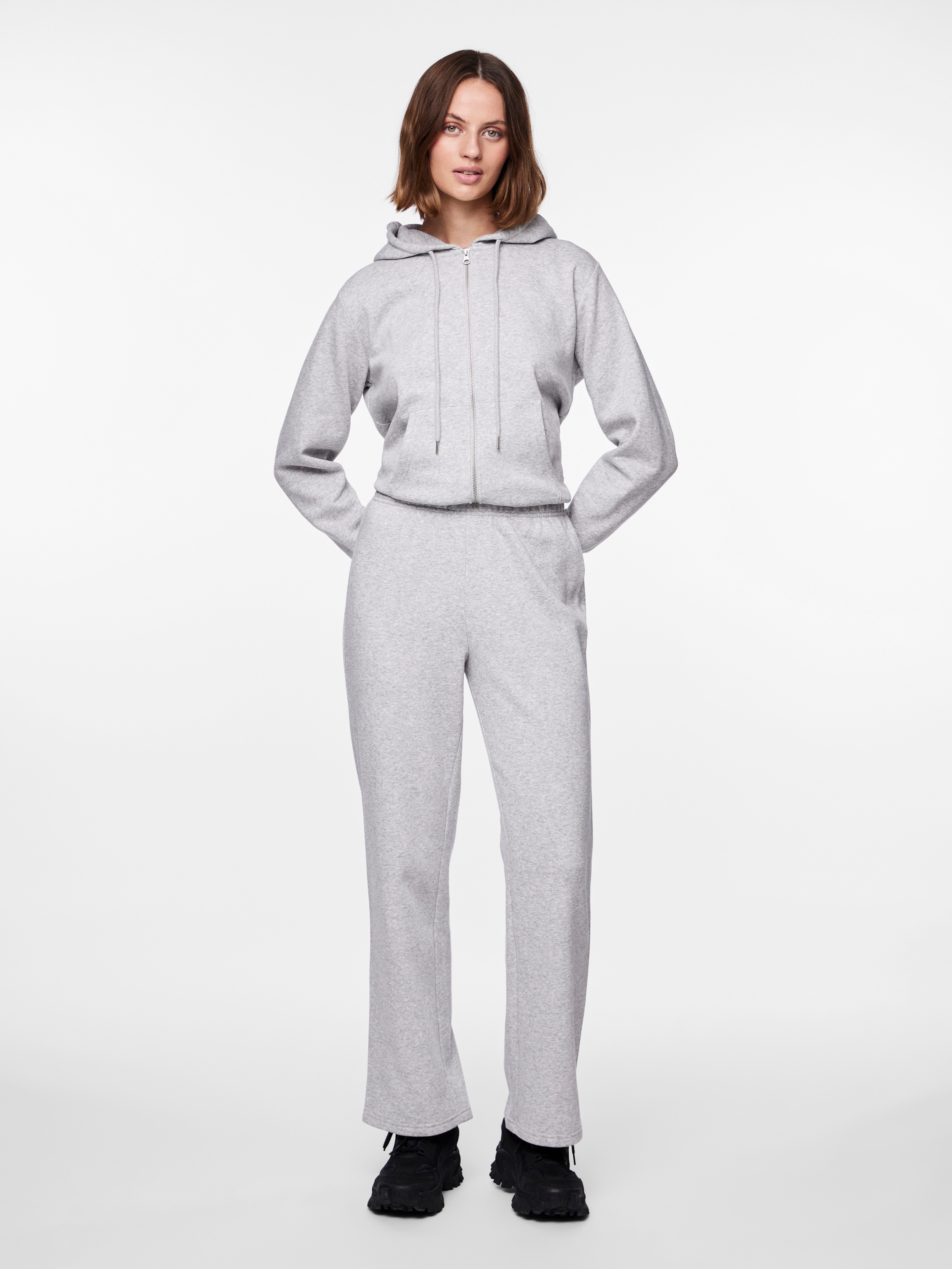 pieces Sweatbroek PCCHILLI HW WIDE SWEAT PANTS NOOS BC