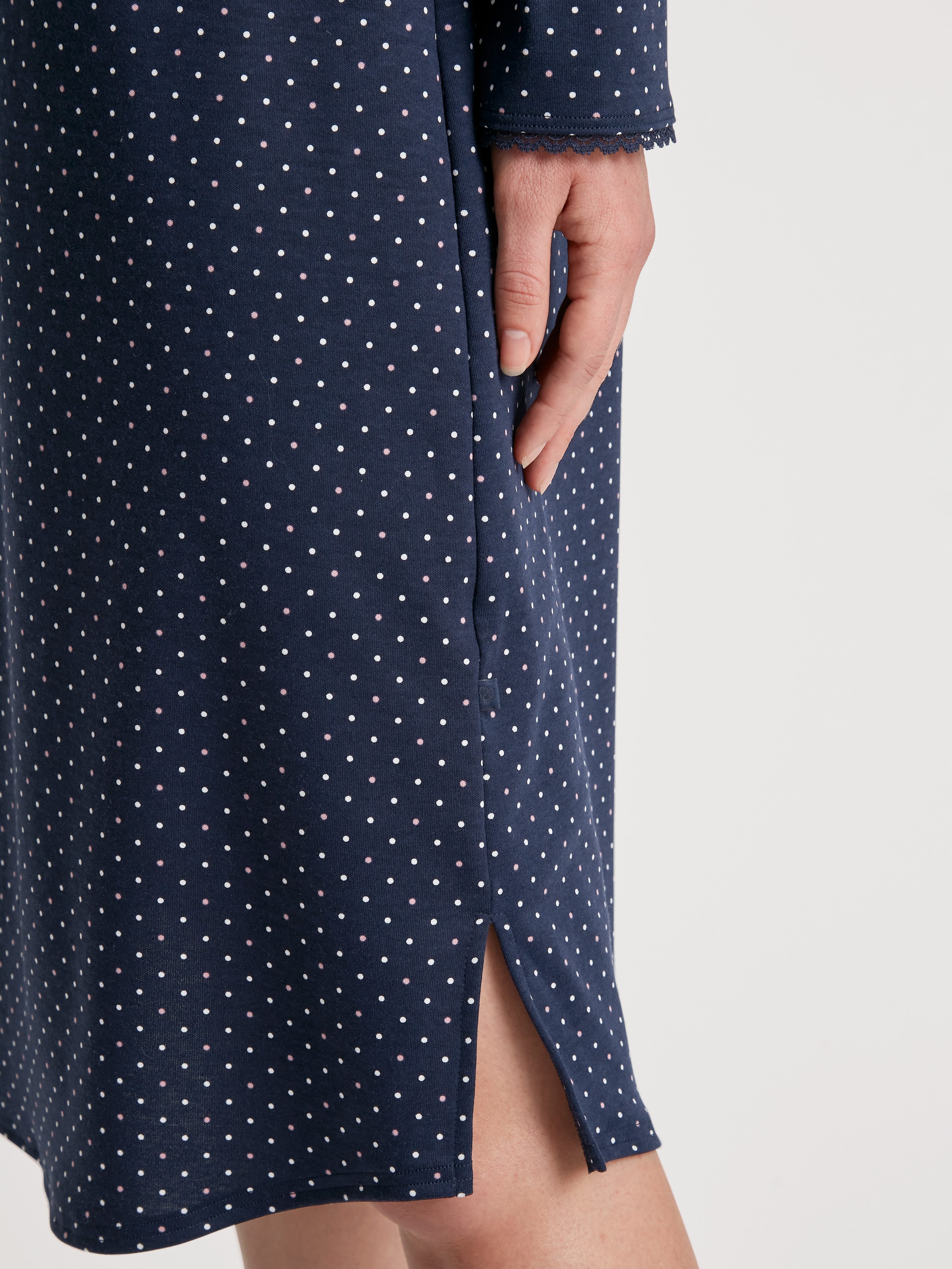 CALIDA Nachthemd Midnight Dreams met knoopsluiting aan de hals