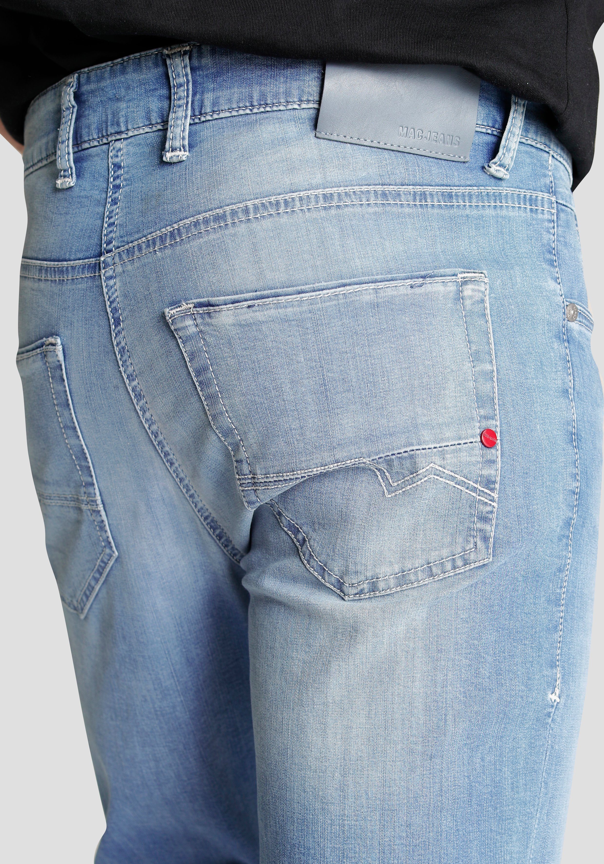 MAC Slim fit jeans Arne-Pipe light smalle figuuraccentuerende snit