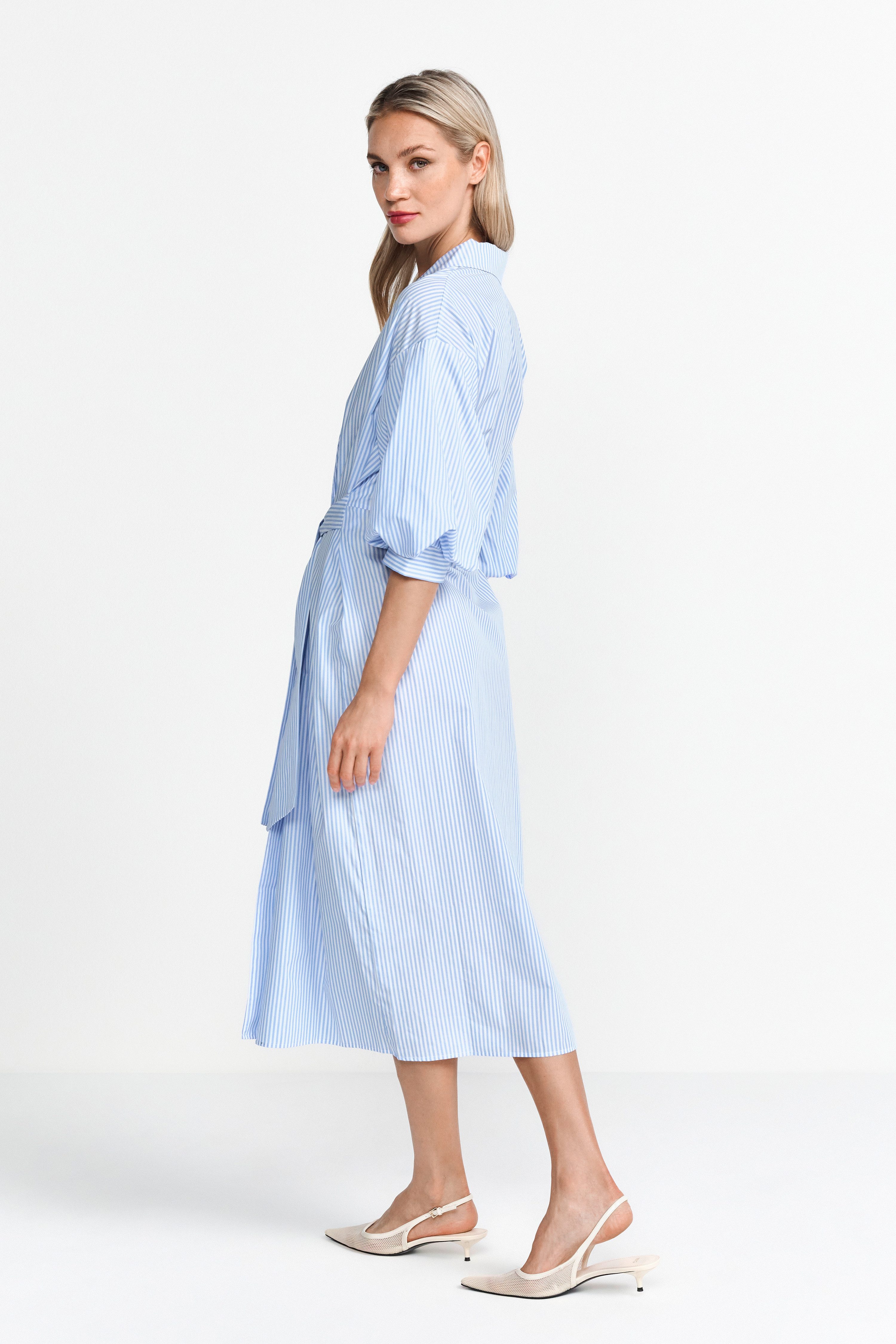 Rich & Royal Blousejurk Met overhangende schouder en button-down kraag, gestreept