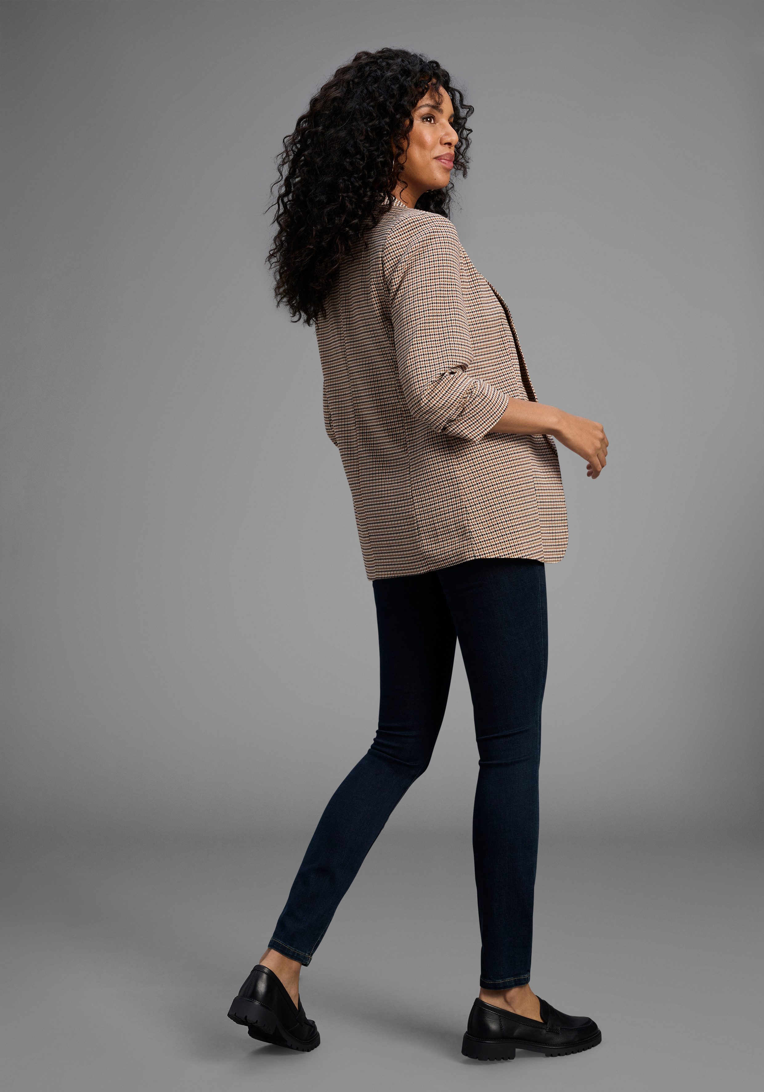 Arizona Skinny fit jeans Ultra Stretch extra-strakke been verloop, normale taille, met steekzakken