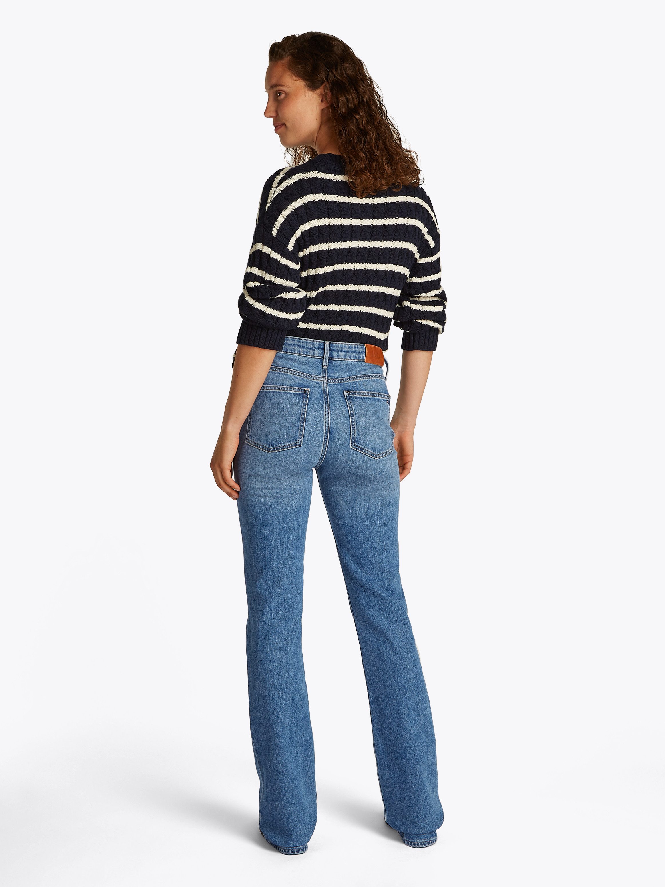 Tommy Hilfiger Bootcut jeans BOOTCUT REGULAR WAIST gemiddelde normale taillehoogte, met persplooien, met studs