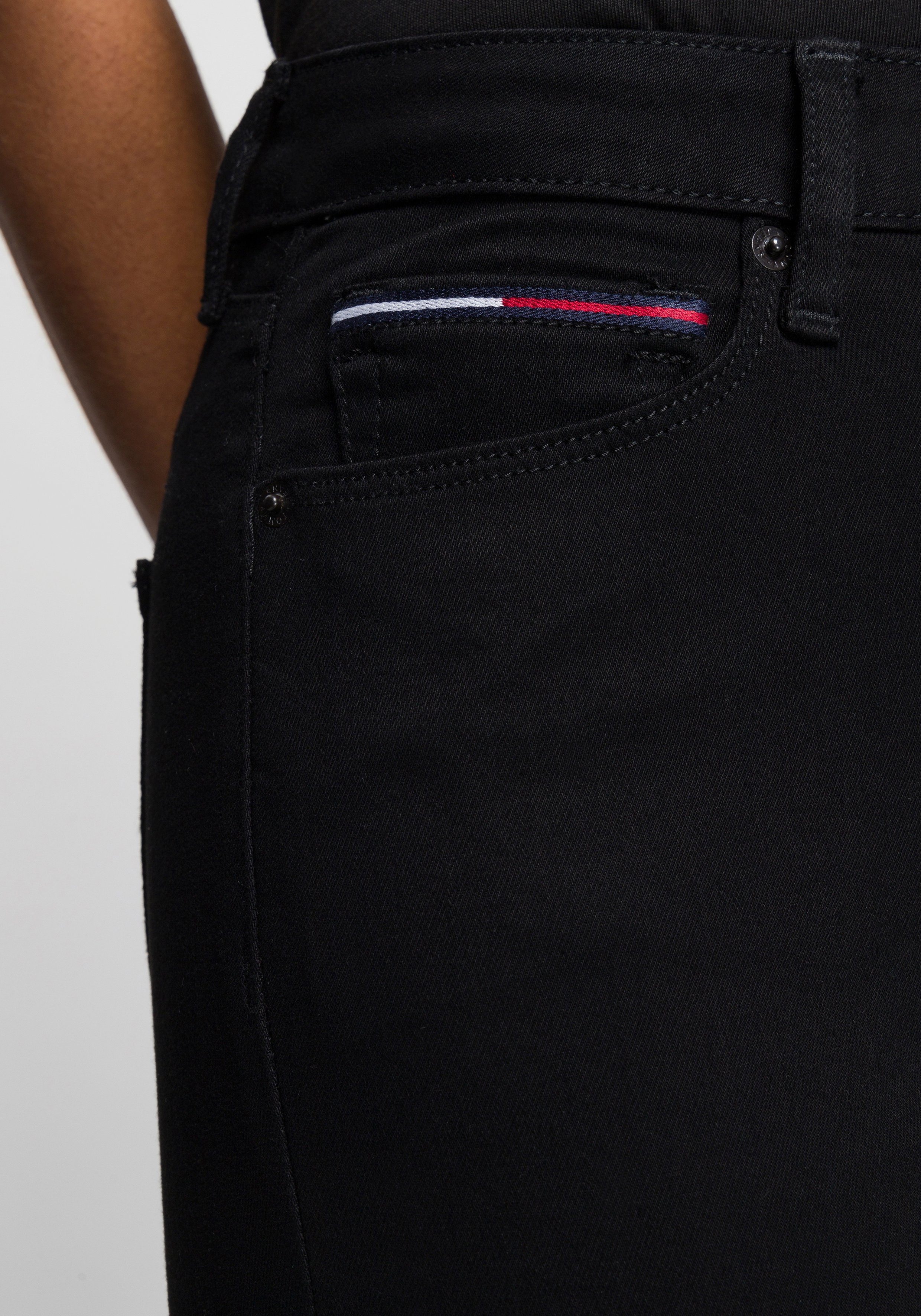 TOMMY JEANS Skinny fit jeans SYLVIA HR SUPER SKNY Hoogwaardige materialen voor een comfortabele en perfecte pasvorm.