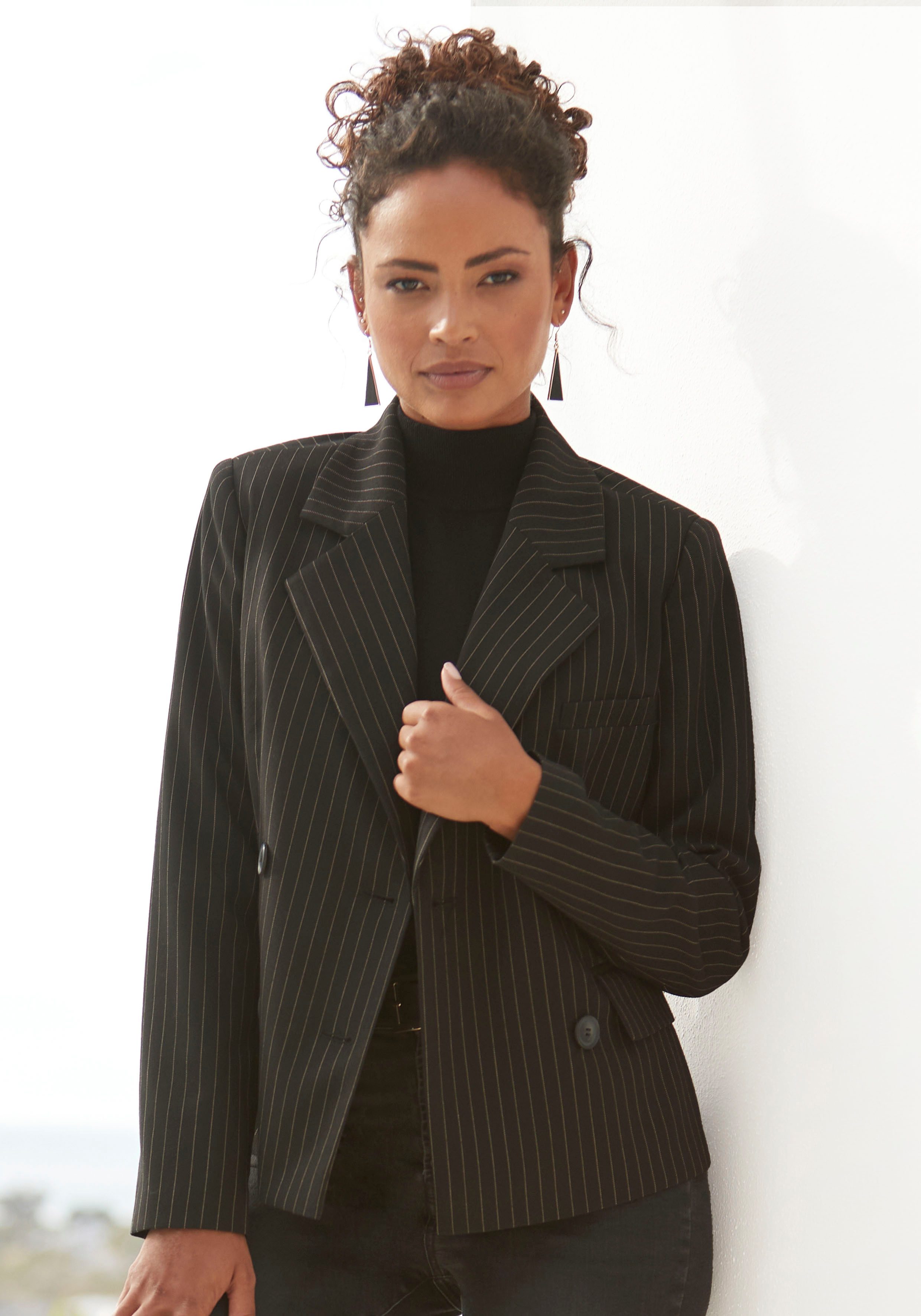 Lascana Korte blazer met dubbele knoopsluiting, damesblazer, sportief-elegant