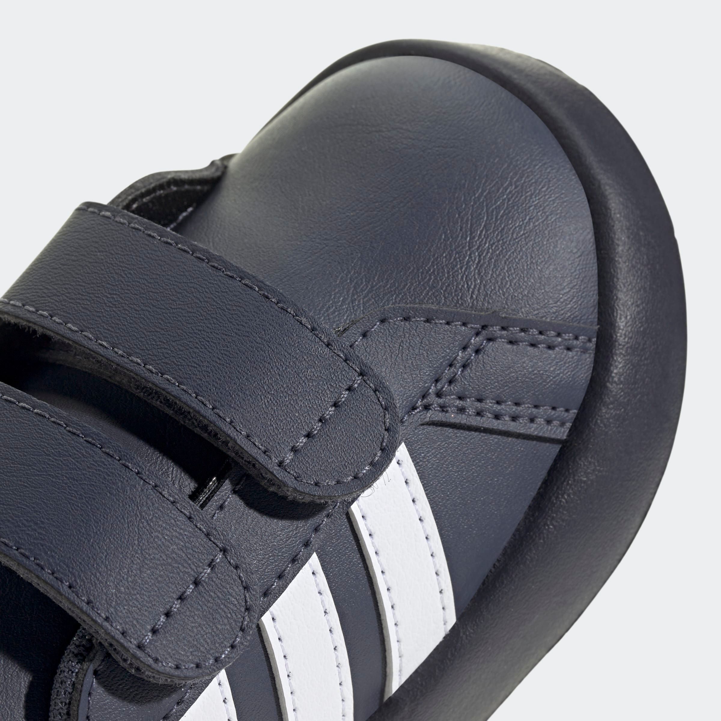 adidas Sportswear Klittenbandschoenen GRAND COURT 2.0 KIDS Design geïnspireerd op de adidas Superstar, voor kinderen