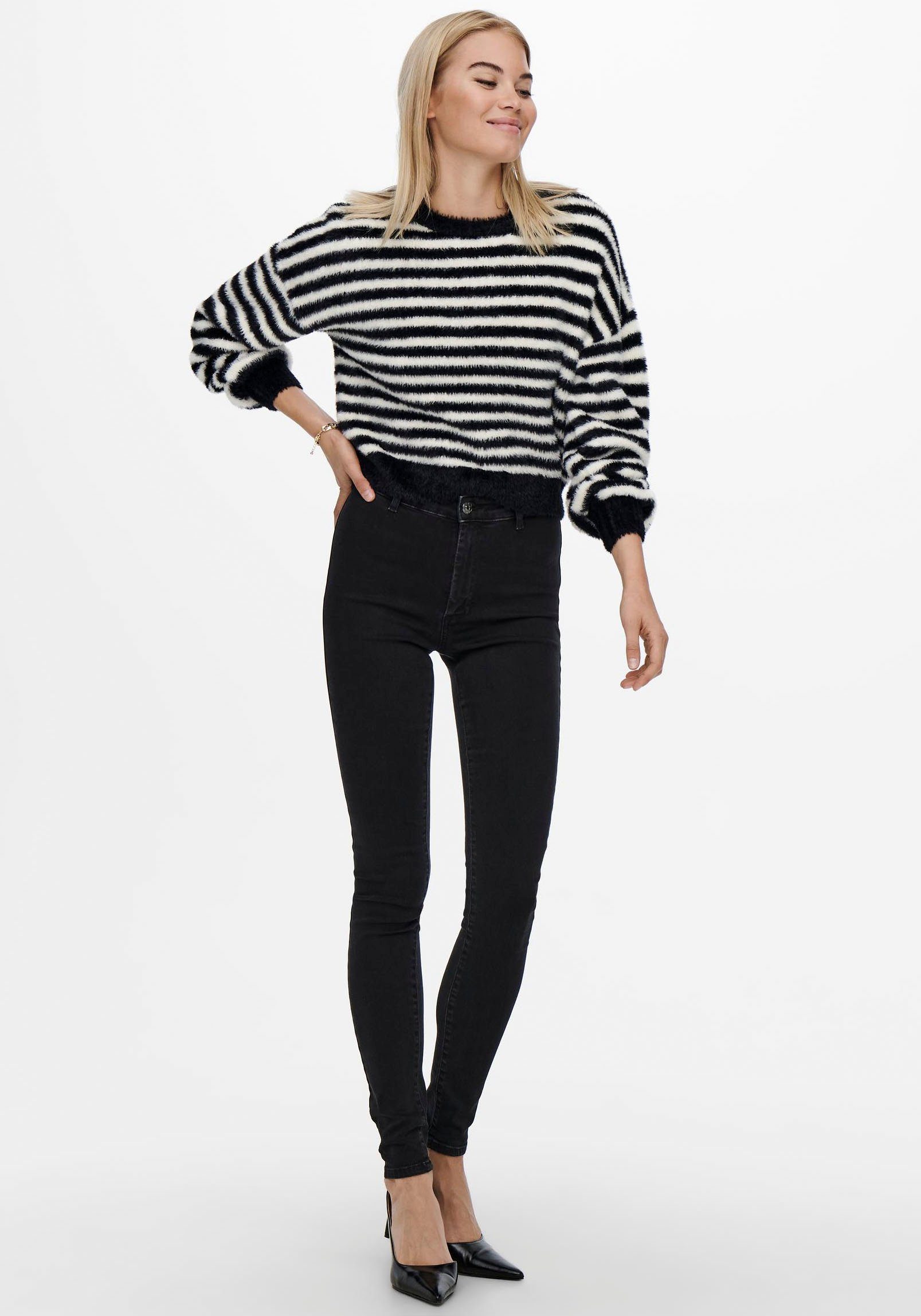Only Trui met ronde hals ONLPIUMO L/S PULLOVER KNT