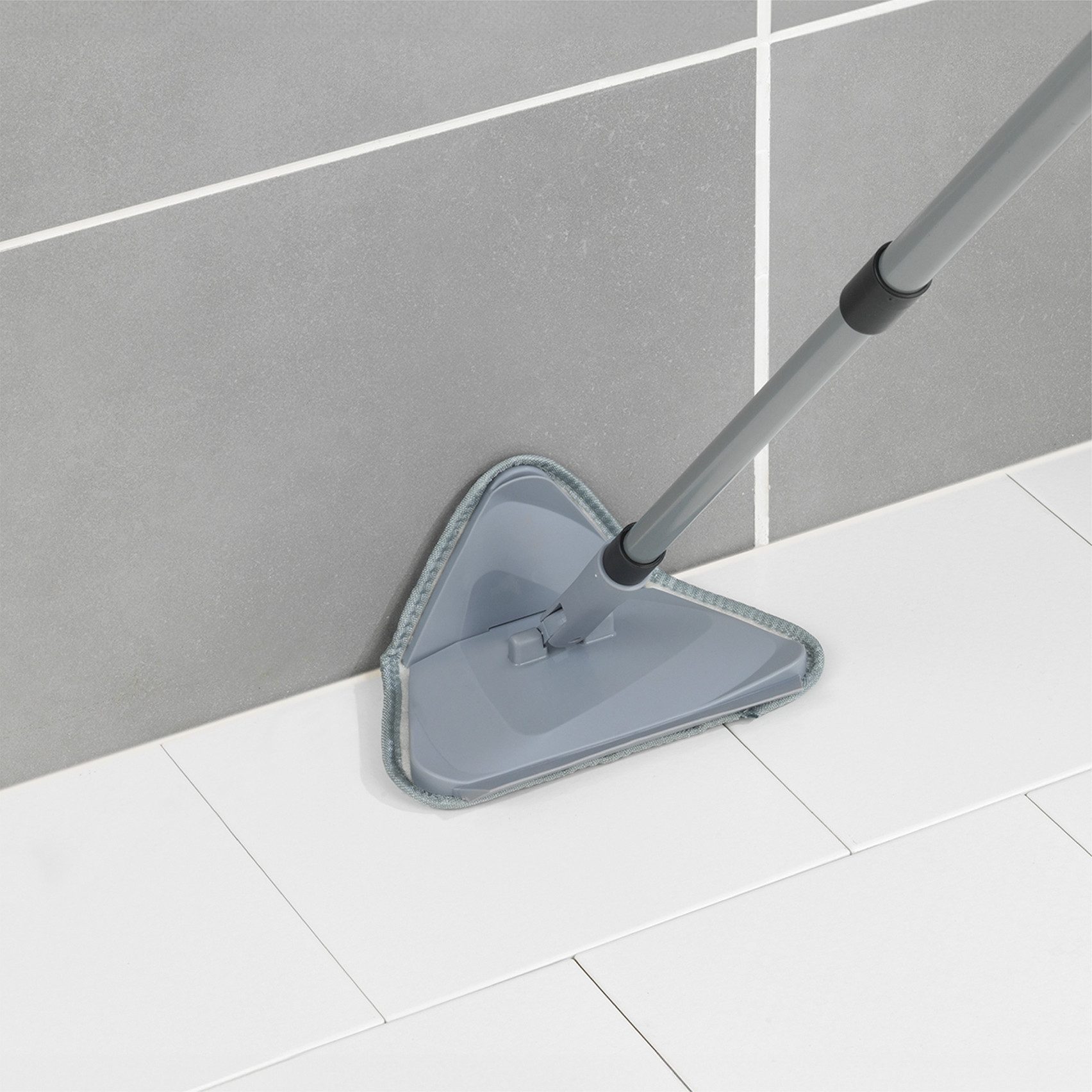 Maximex Vloerwisserset Driehoek-wisser met telescopische steel 360° duo-knikgewricht, microvezel bekleding, reinigt alleen met water (set, 5-delig)