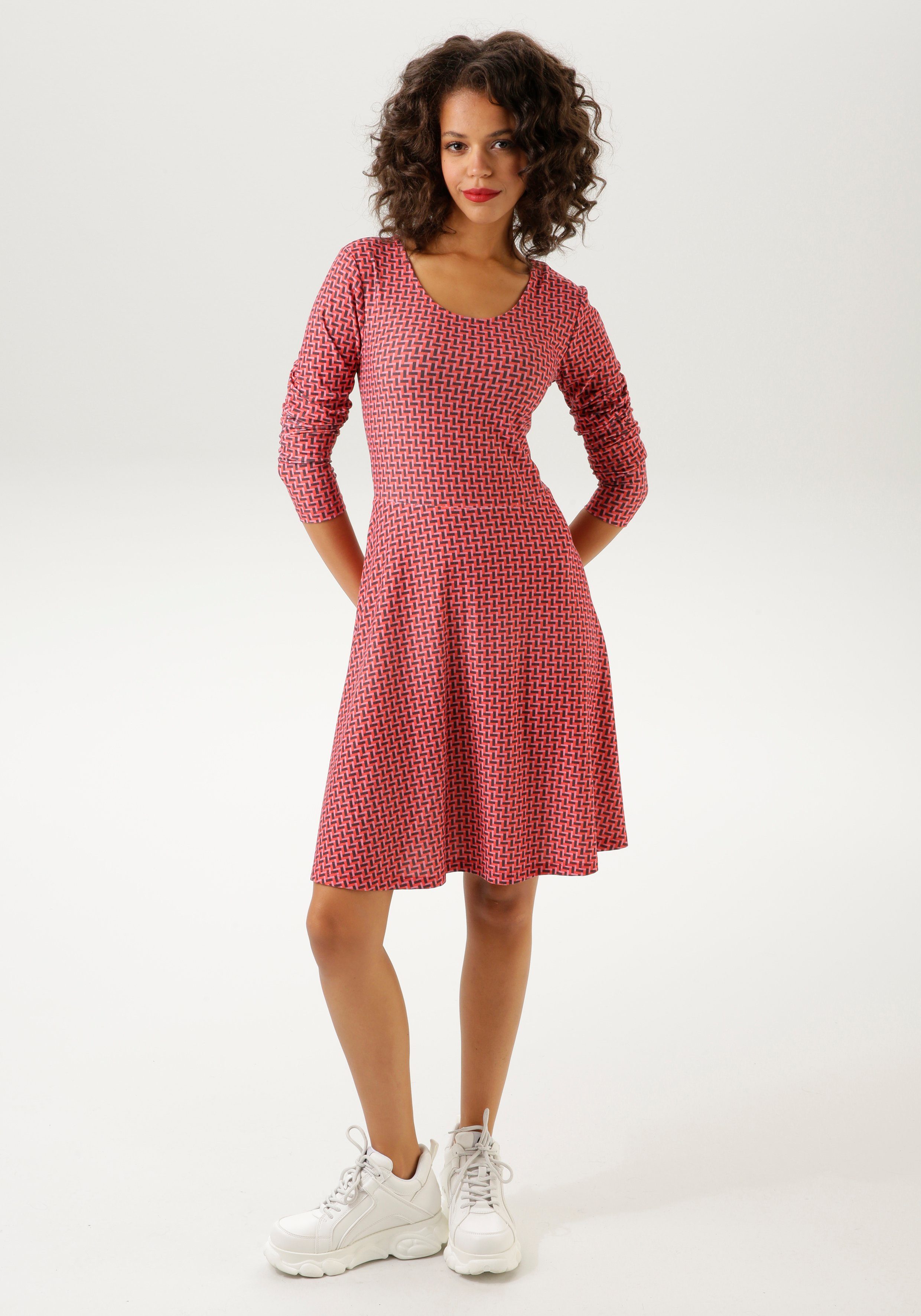 Aniston CASUAL Jerseyjurk met trendy kleurige grafische print