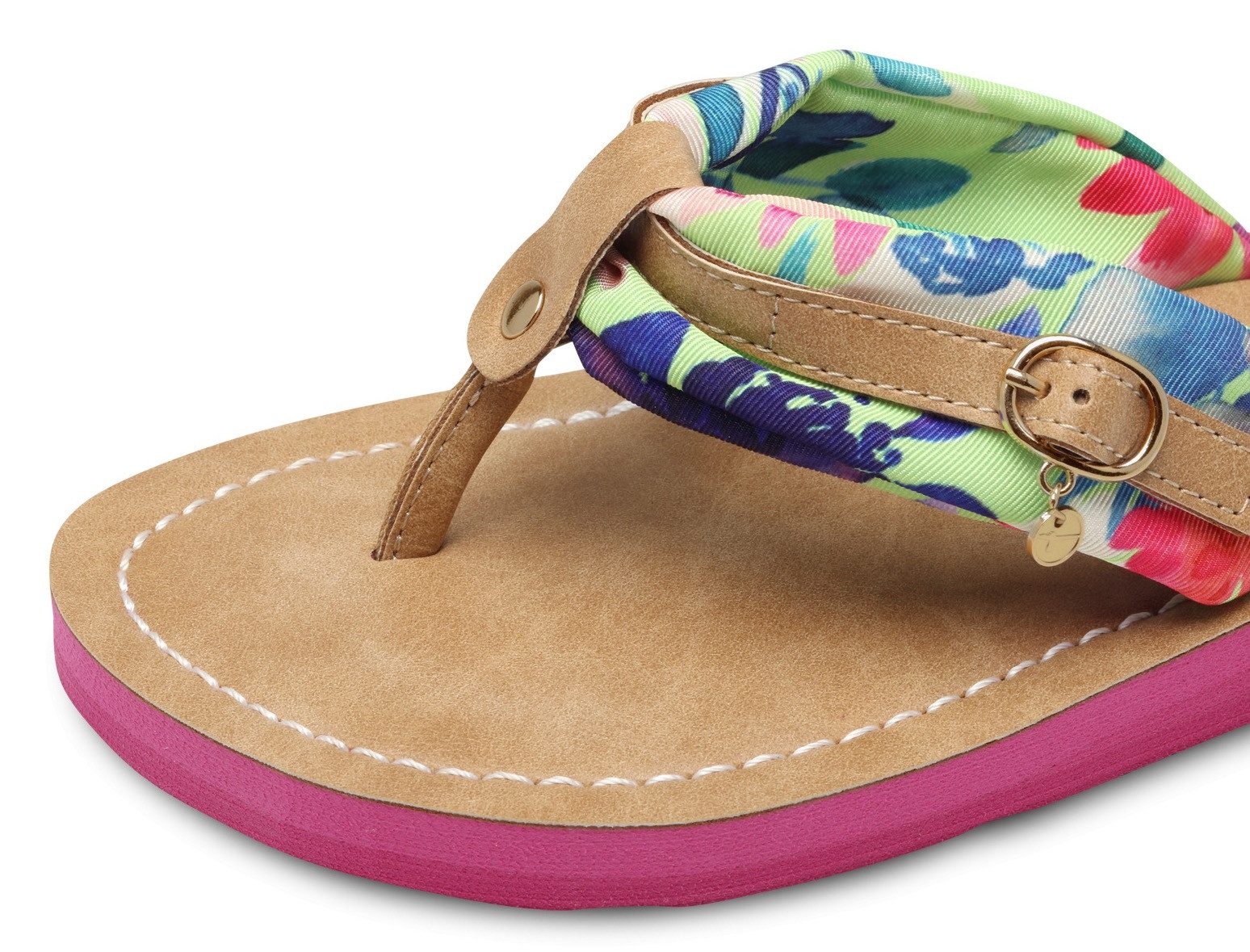 Tamaris Teenslippers Avril , zomerschoenen, flats, slippers met t-logo hanger