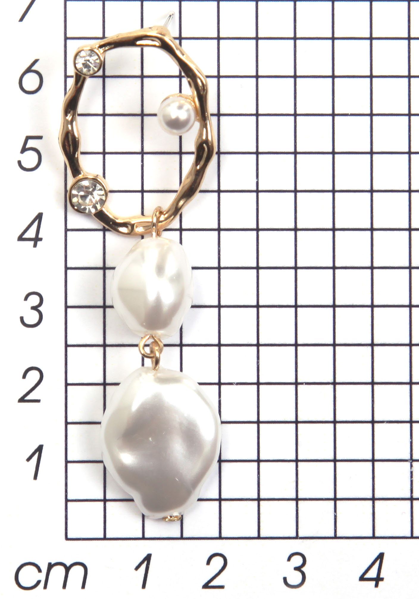 Firetti Oorringen Chic, edel, modern, glanzend met glassteen - met acrylparel, natuurparel