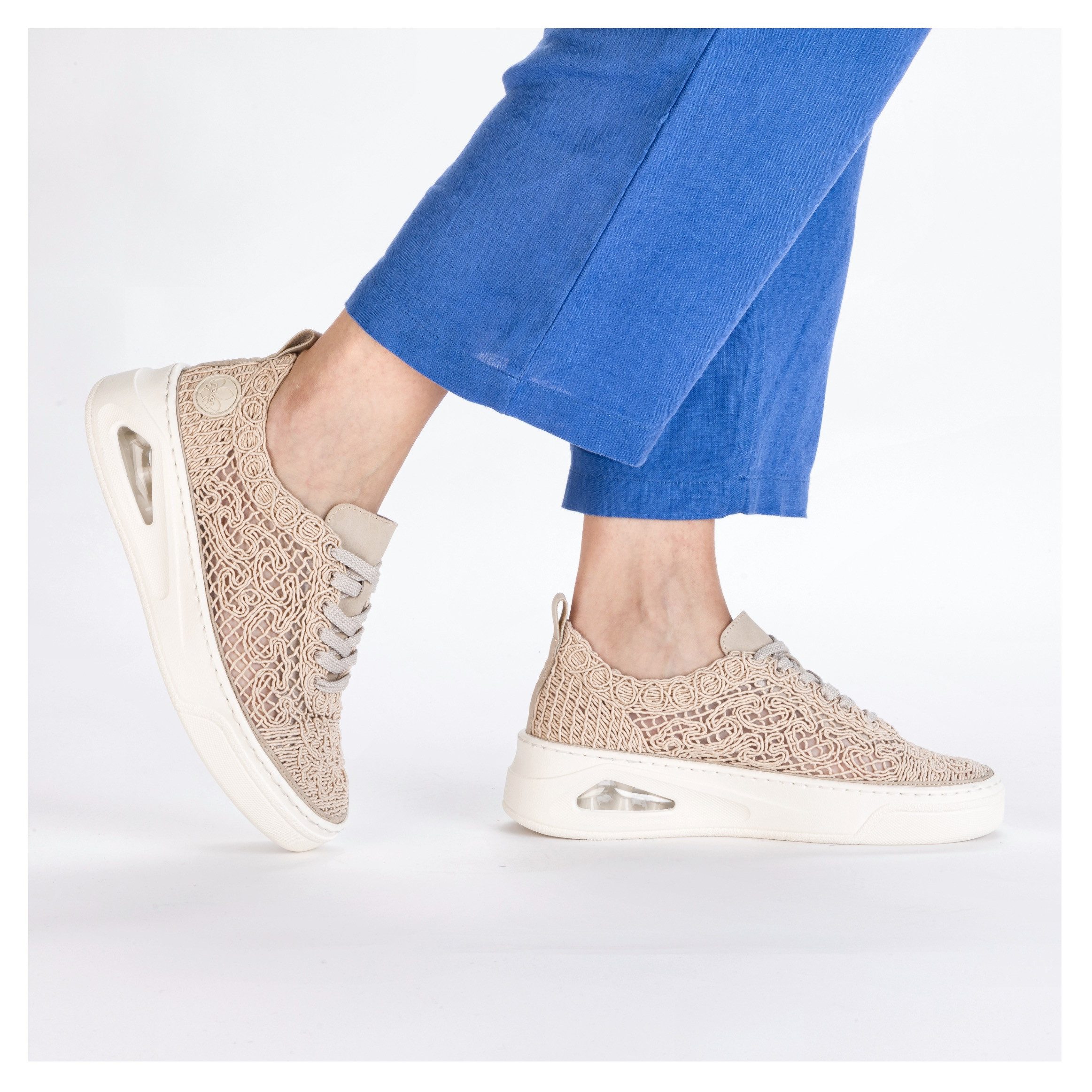 Rieker Plateausneakers , veterschoen, lage schoen in zomerse macramé-look