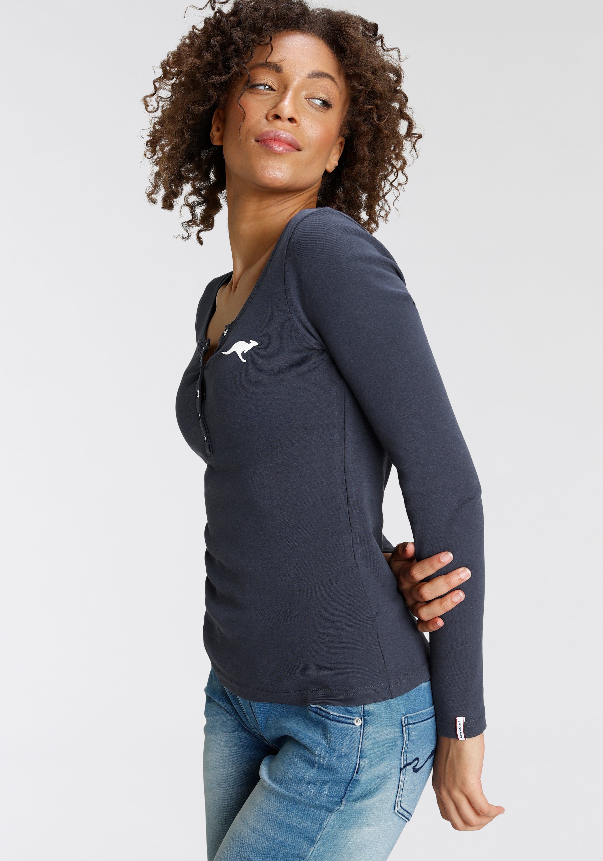 KangaROOS Shirt met lange mouwen oprolbare mouwen, figuurvolgende snit, met logoprint