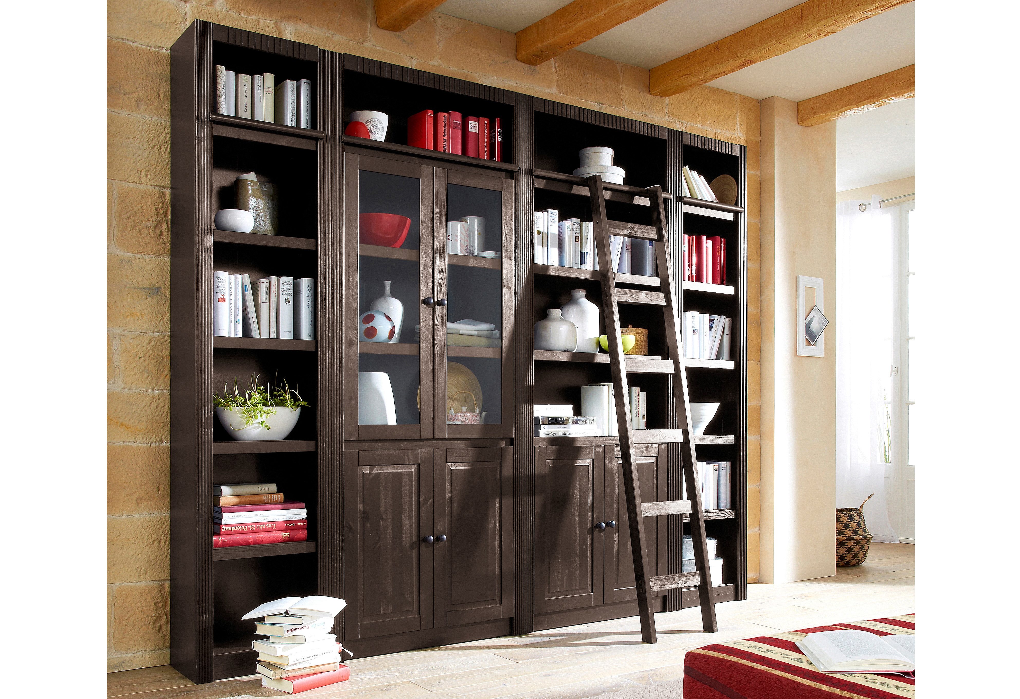 Home affaire Kastenwand Bergen van mooi massief grenenhout, breedte 255 cm (1 stuk) boekenkasten maat 255x27x213 cm bruin