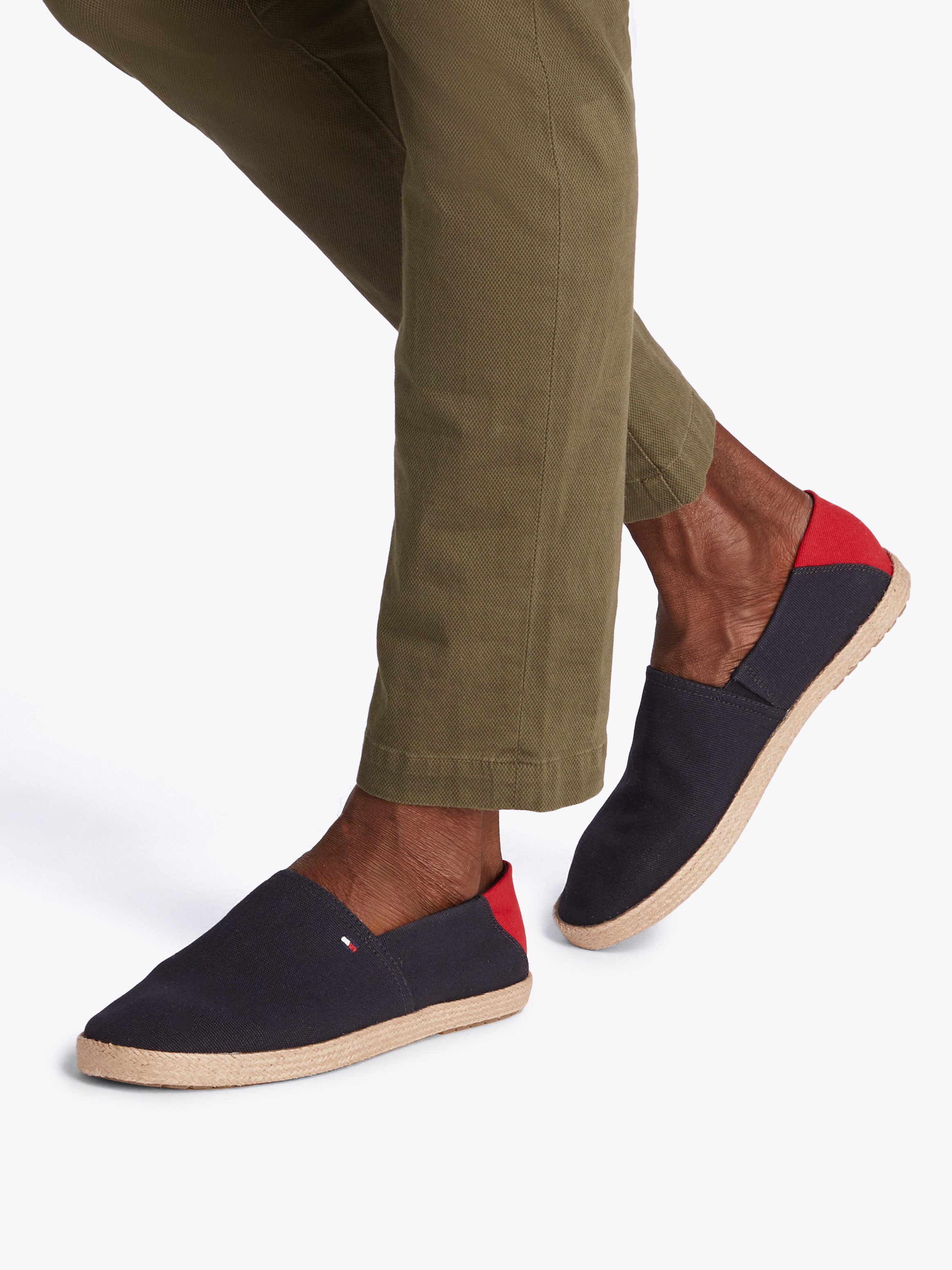 Tommy Hilfiger Instappers HILFIGER ESPADRILLE CORE TEXTILE , instapschoen, espadrilles, zomerschoen, contrastaccent op de hiel