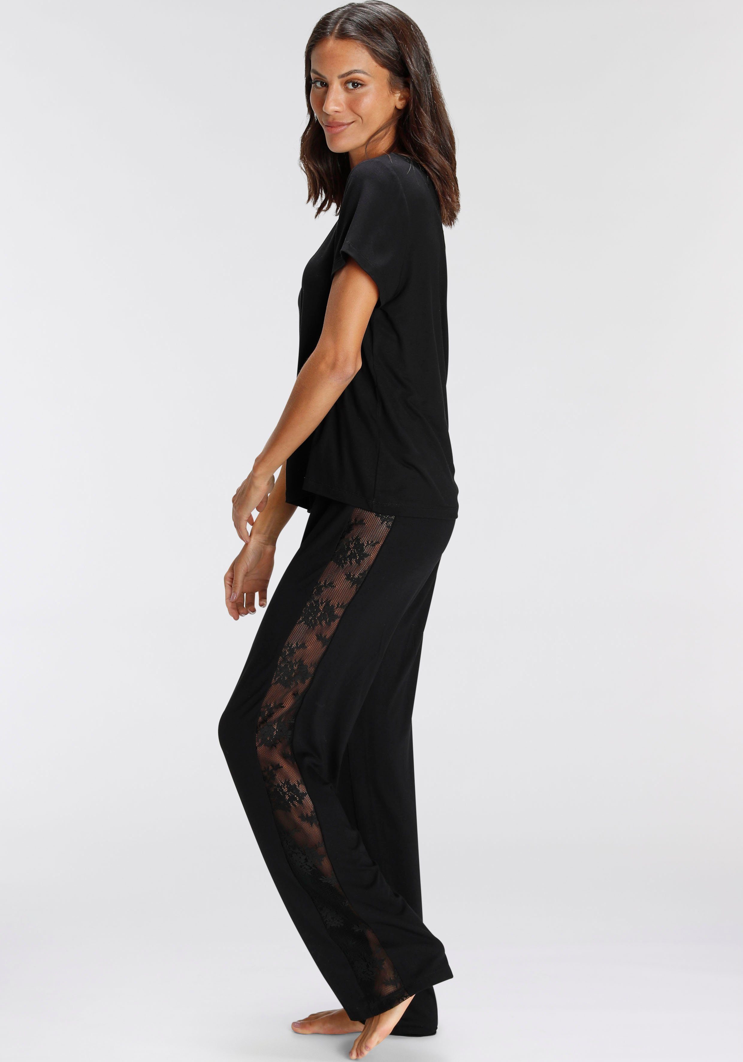 Bruno Banani Pyjama met mooie kantdetails (2-delig, 1 stuk)