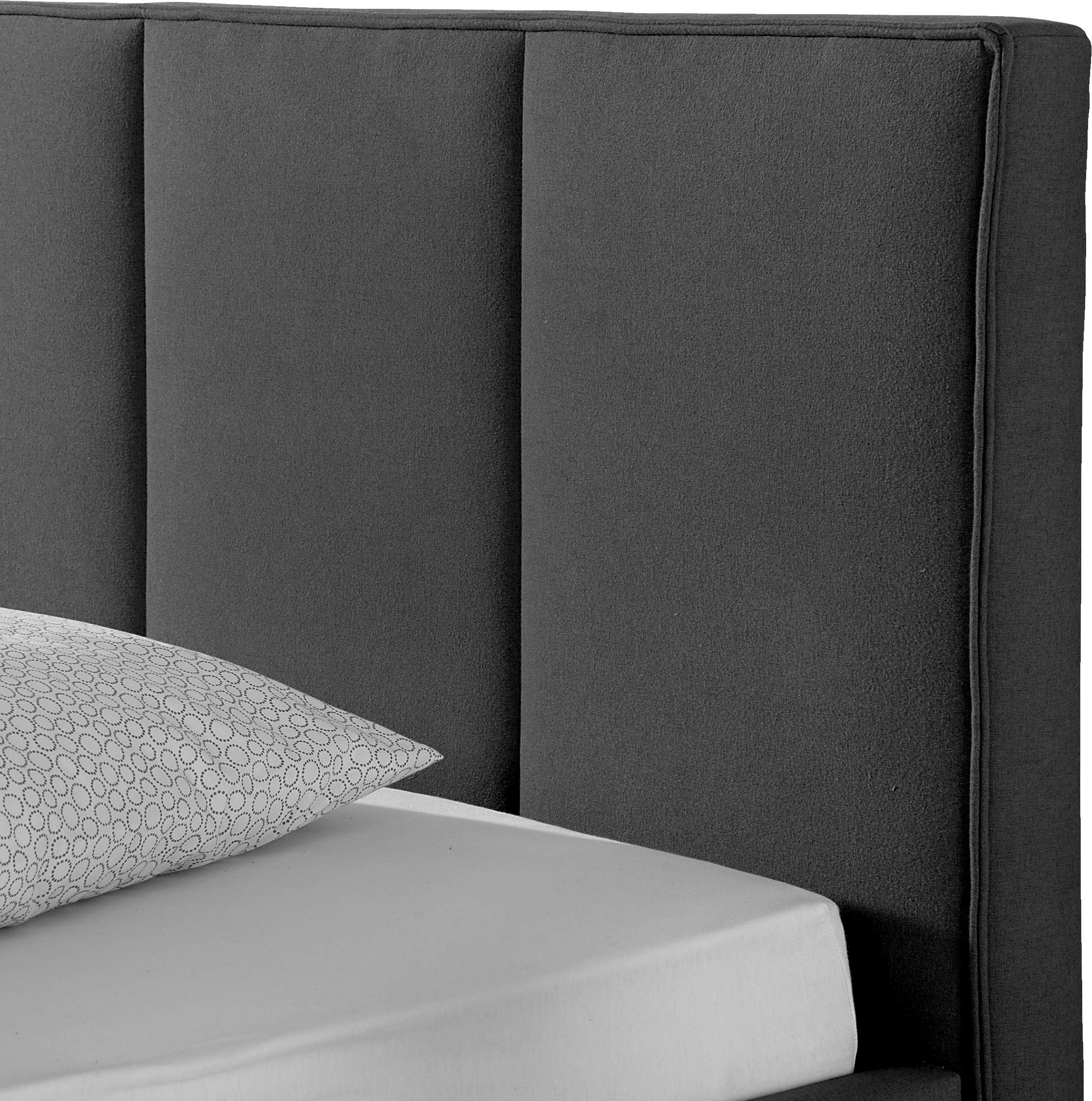 Maintal Gestoffeerd bed inclusief bedkist