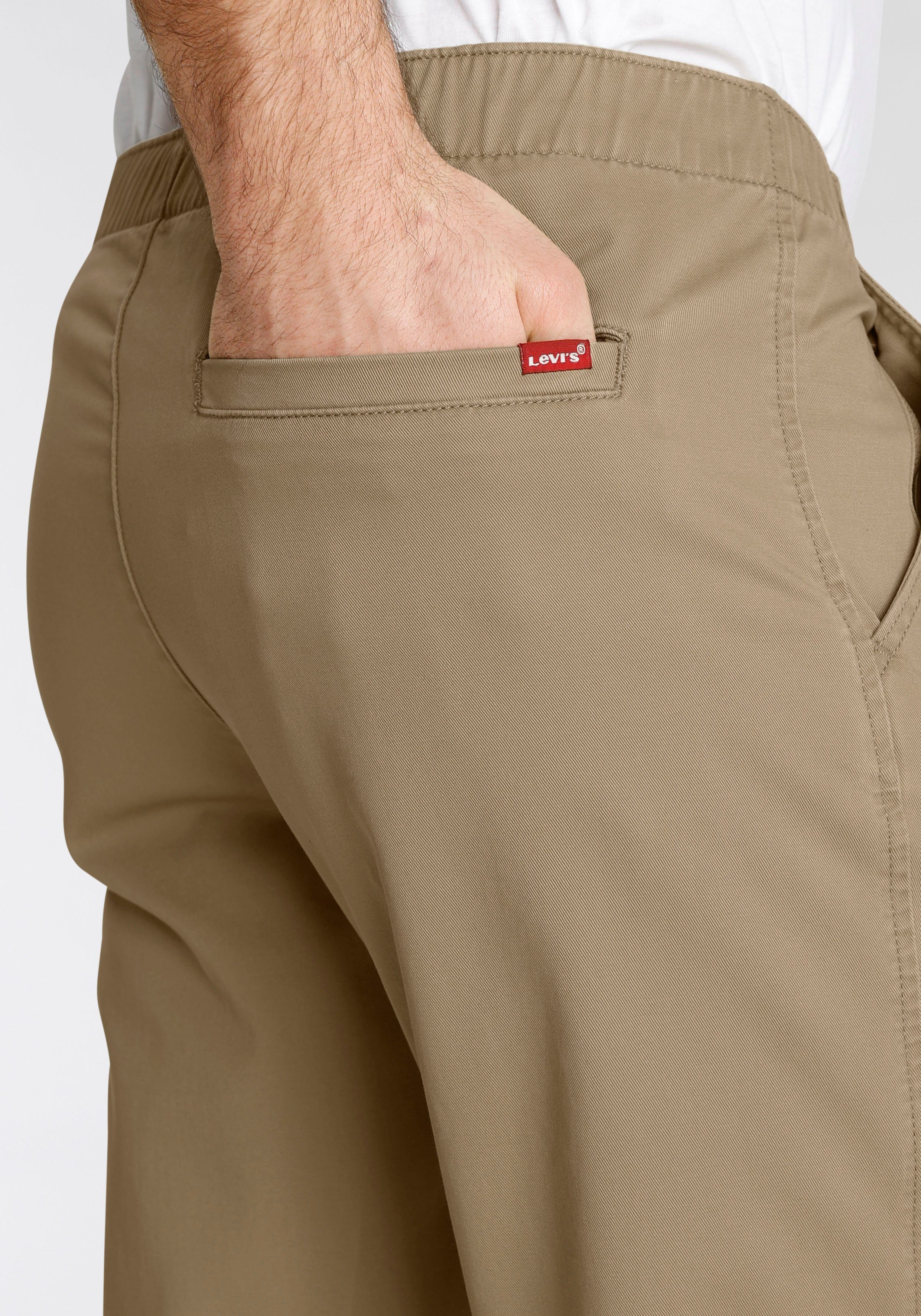 Levi's® Chino LE XX CHINO JOGGER III in eenkleurig voor eenvoudig stylen
