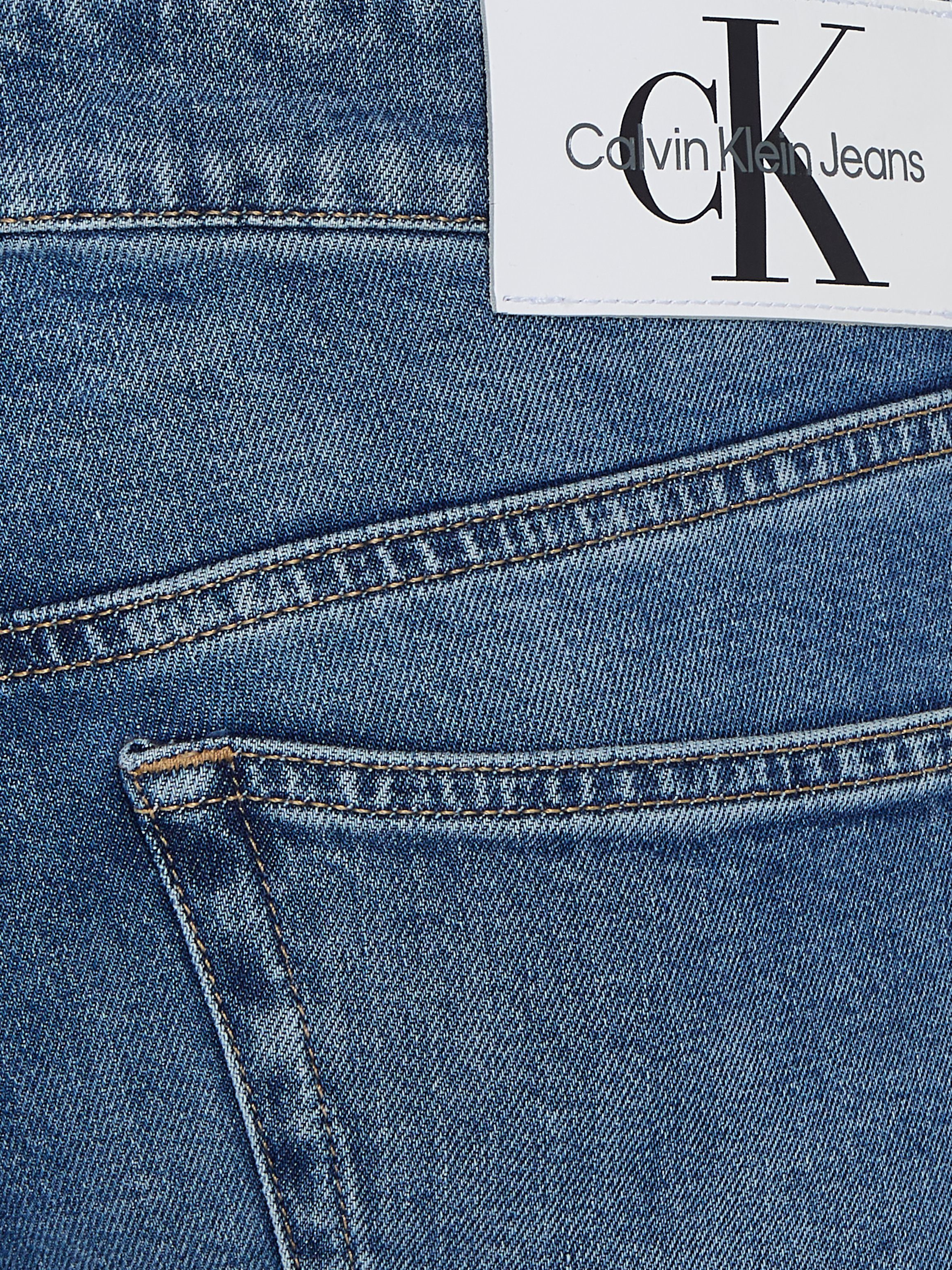 Calvin Klein Slim fit jeans SLIM TAPER in een klassiek 5-pocketsmodel