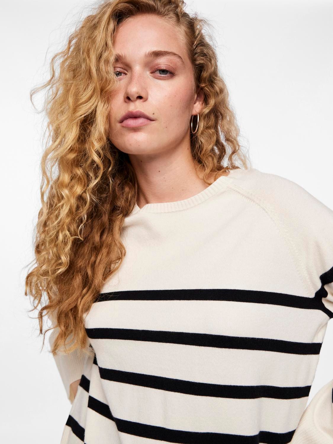 pieces Trui met ronde hals PCSIA LS KNIT NOOS BC