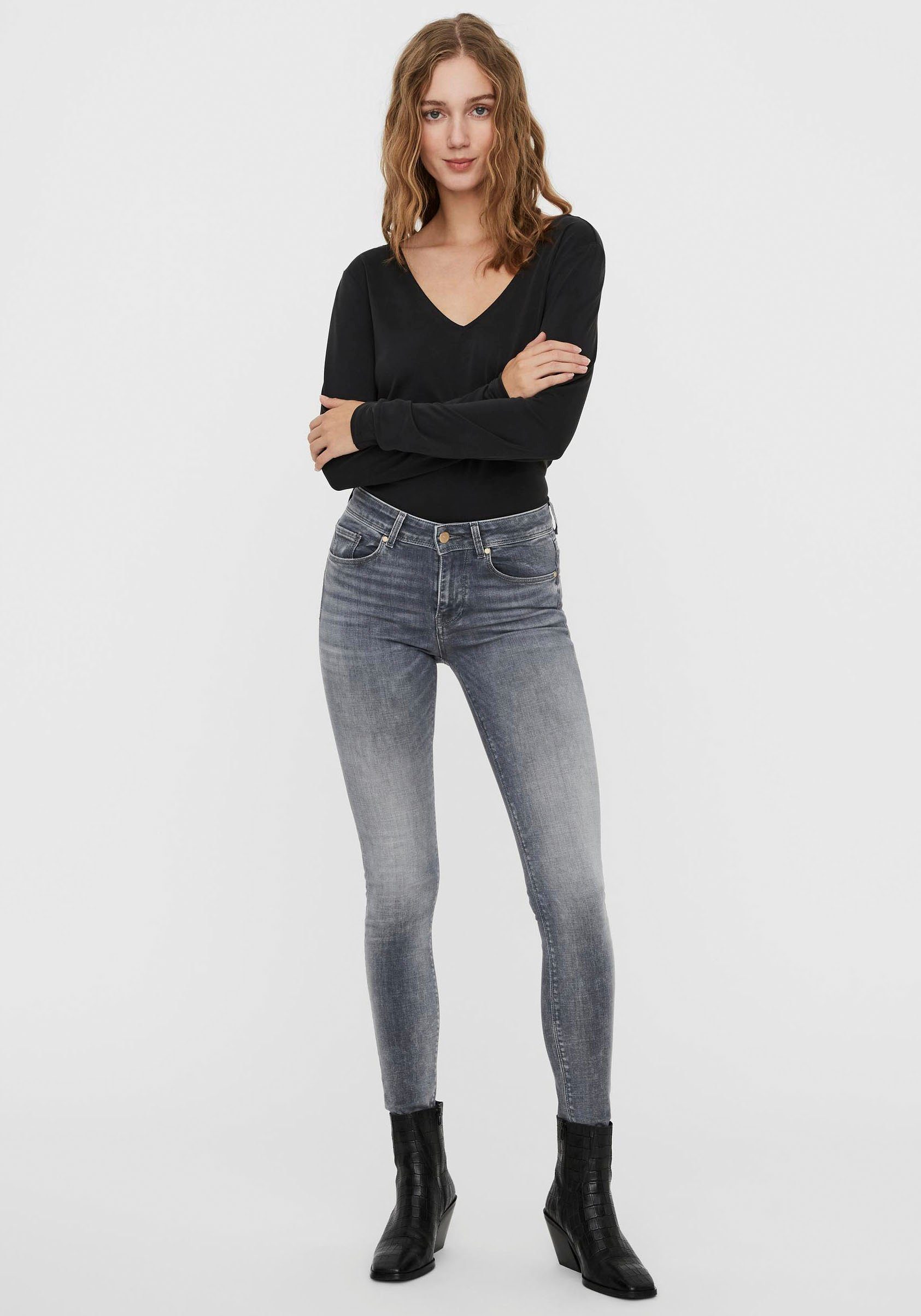 Vero Moda Skinny fit jeans VMLUX MR SLIM JEANS