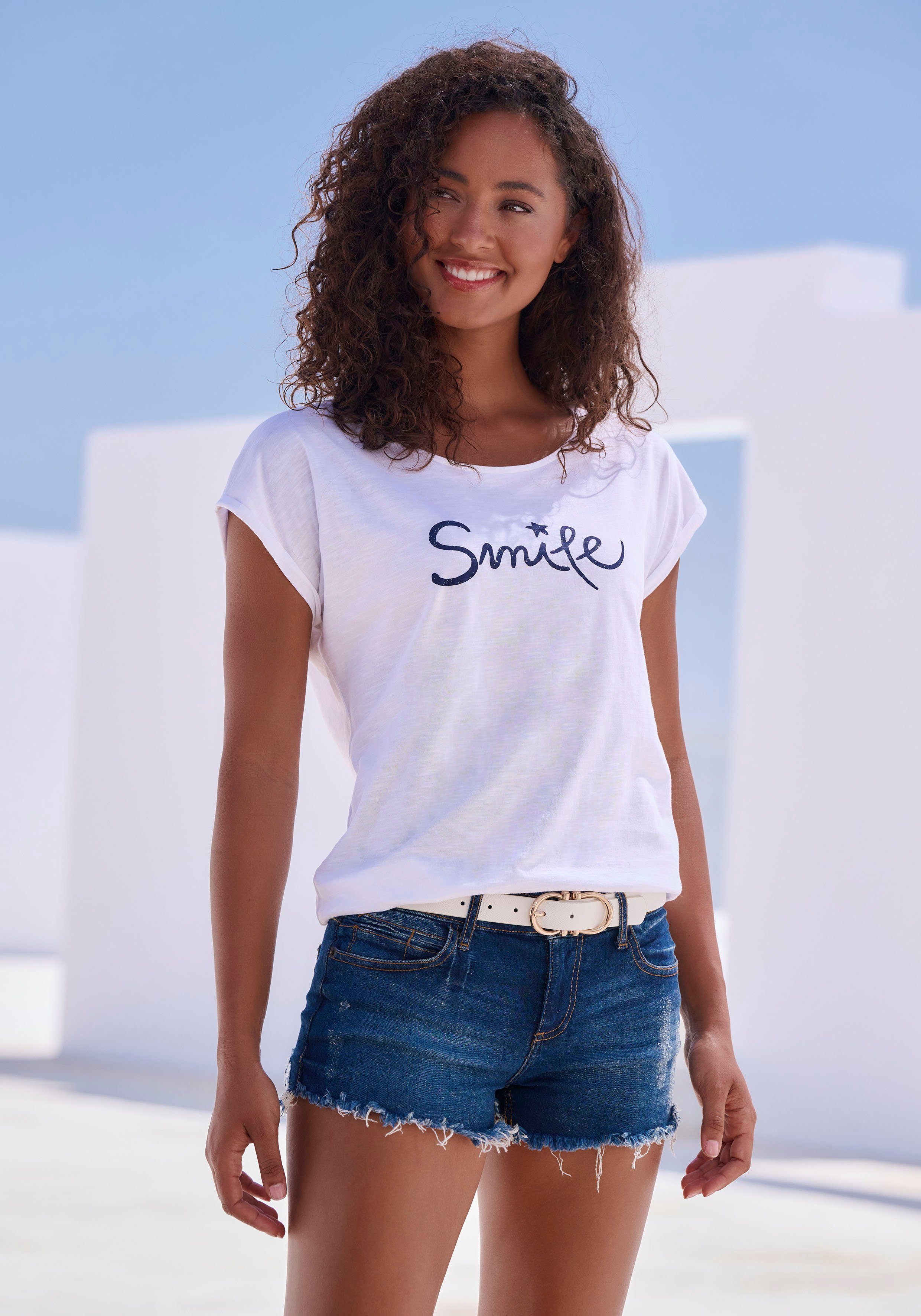 Beachtime T-shirt Met frontprint "Smile" in een zachte katoenkwaliteit