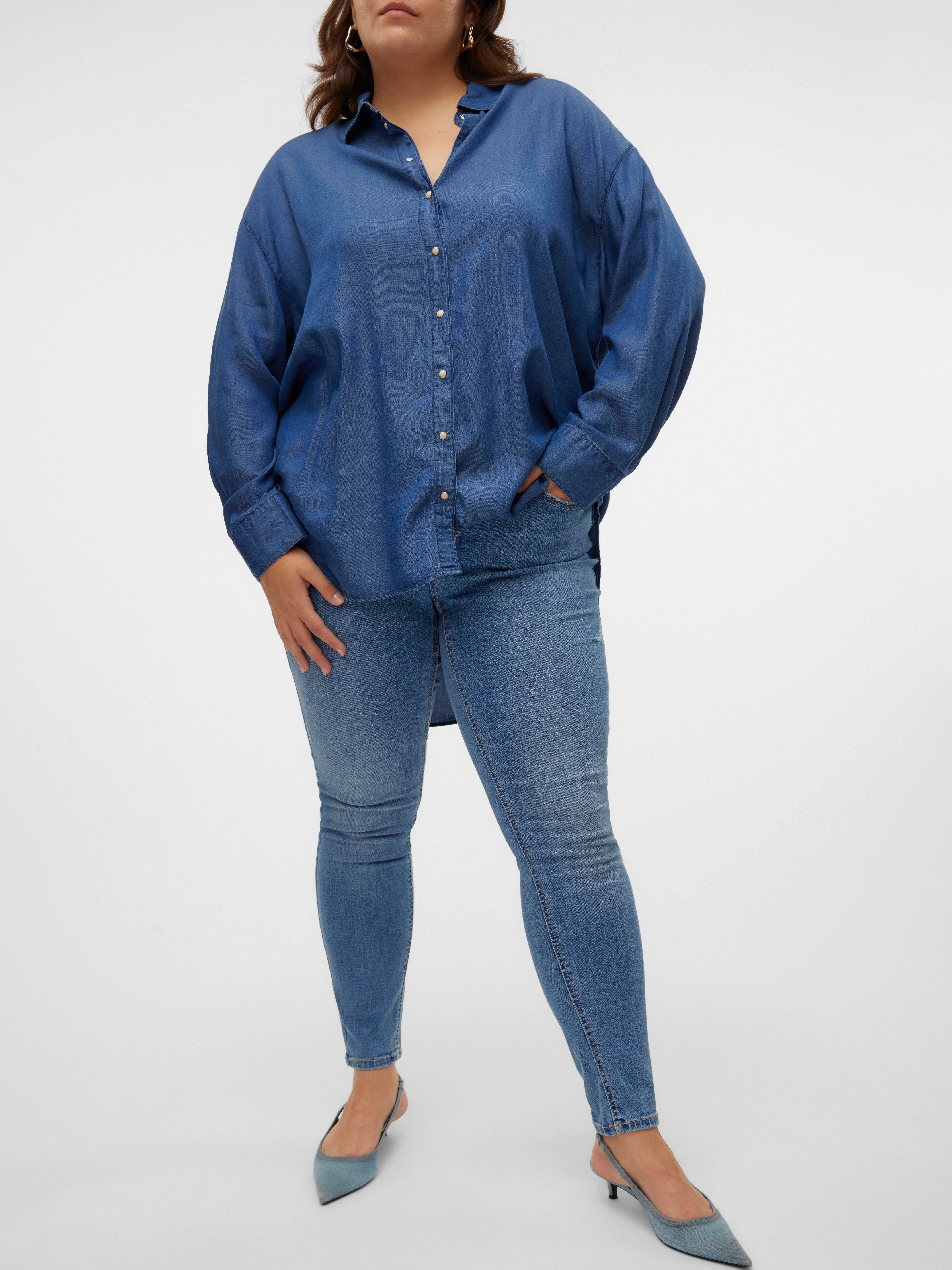 Vero Moda Curve Skinny fit jeans VMCFLASH MR SKINNY JEANS LI347 GA CUR