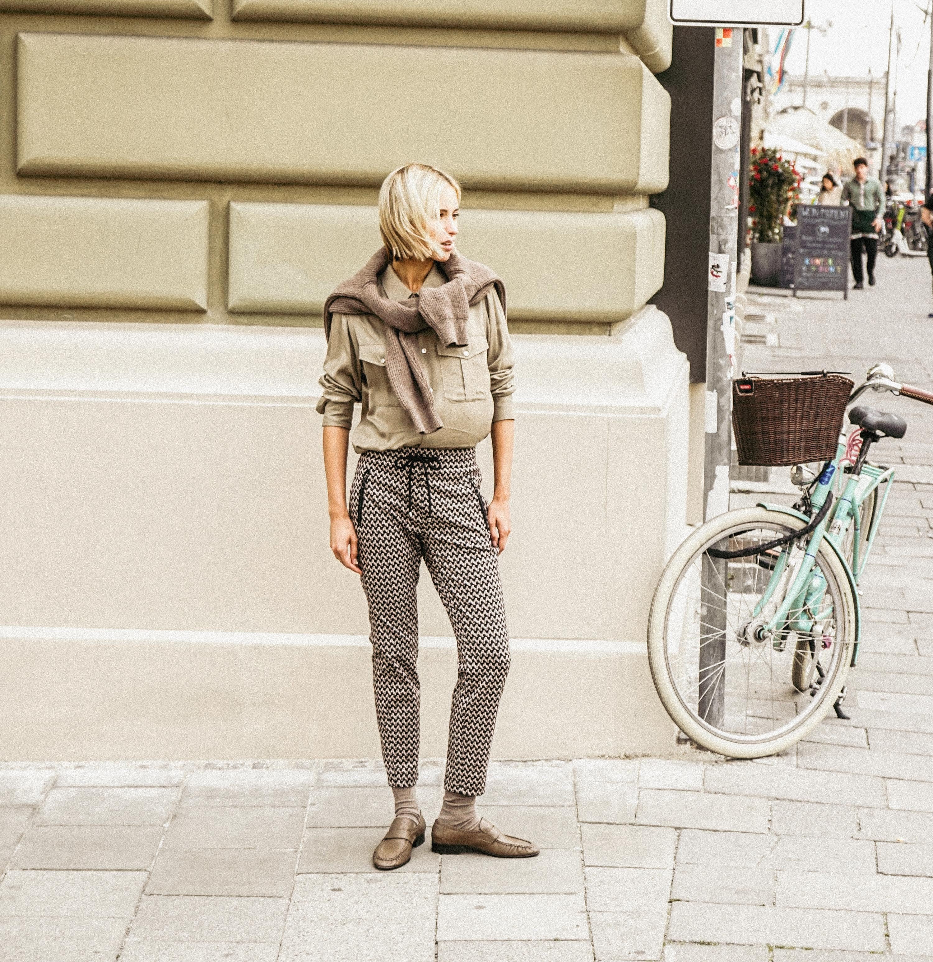 MAC Jerseybroek Easy Smart met subtiele ritszakken
