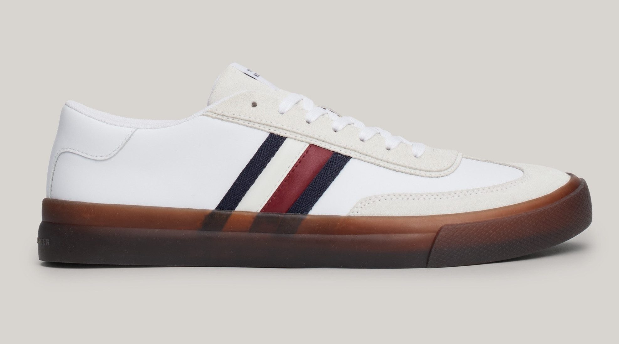 Tommy Hilfiger Sneakers TH CUPSET TERRACE , vrijetijdsschoen, lage schoen, veterschoen met zijstrepen