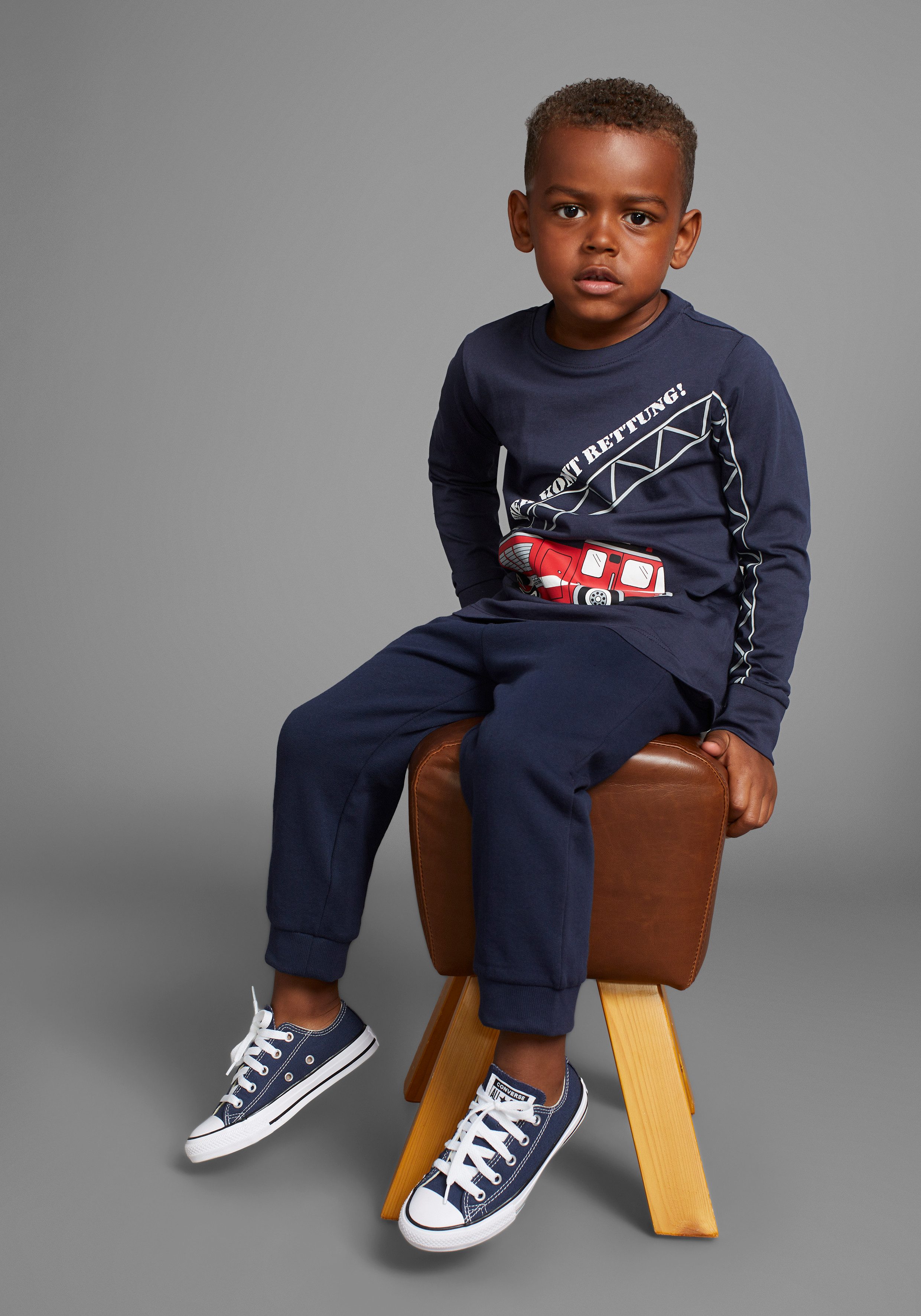 KIDSWORLD Shirt met lange mouwen HIER KOMMT RETTUNG Lange mouwen, basic pasvorm, frisse print