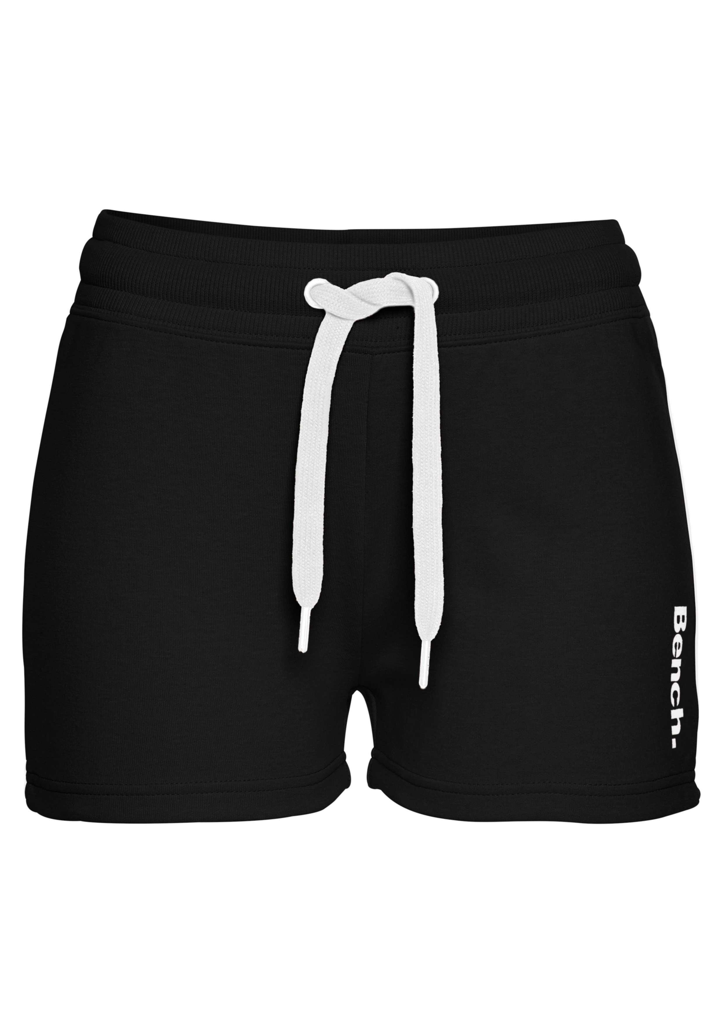 Bench. Loungewear Relaxshorts Korte broek met zijstrepen, loungewear
