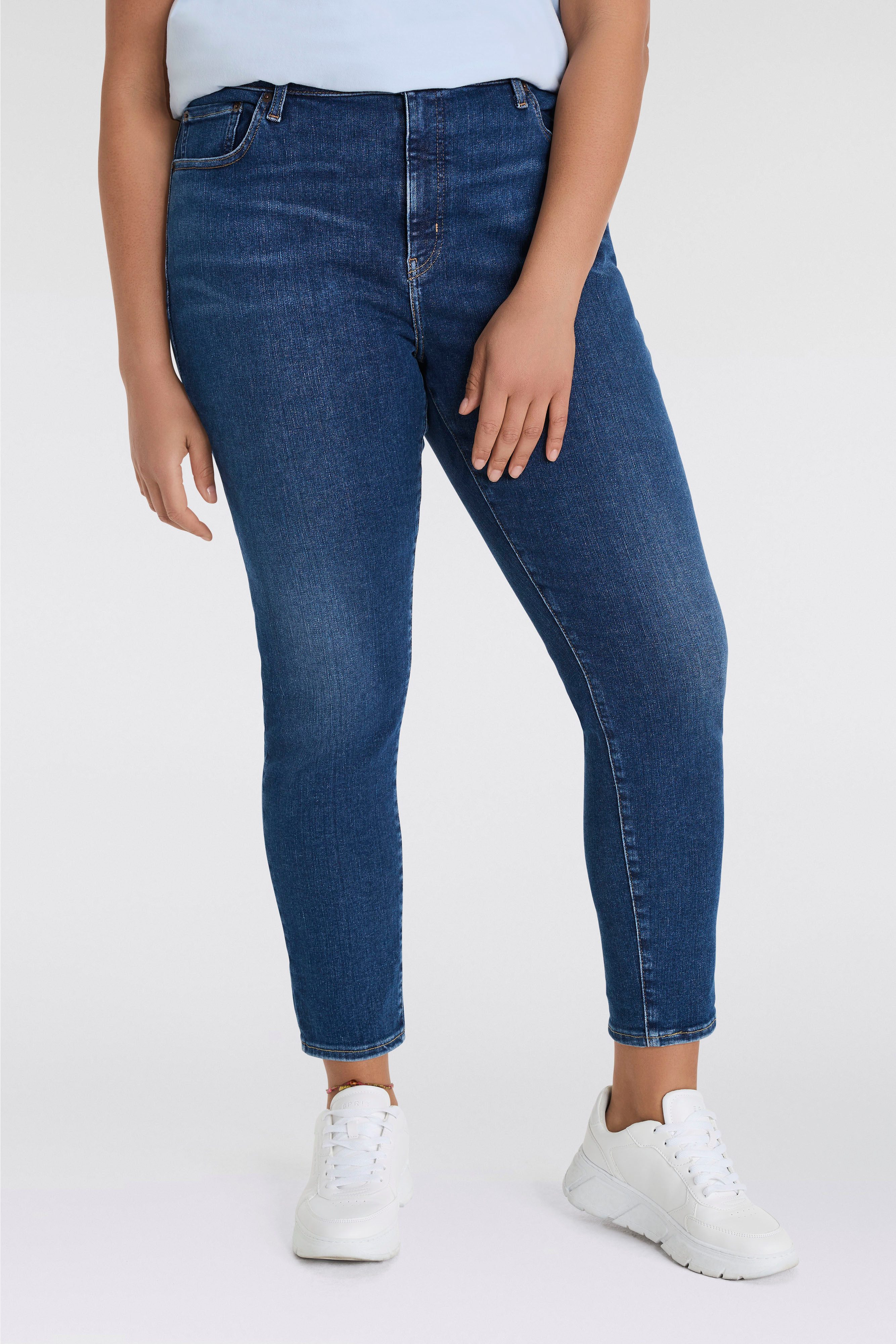 Levi's® Plus Skinny fit jeans 721 PL HI RISE SKINNY zeer nauwsluitende snit