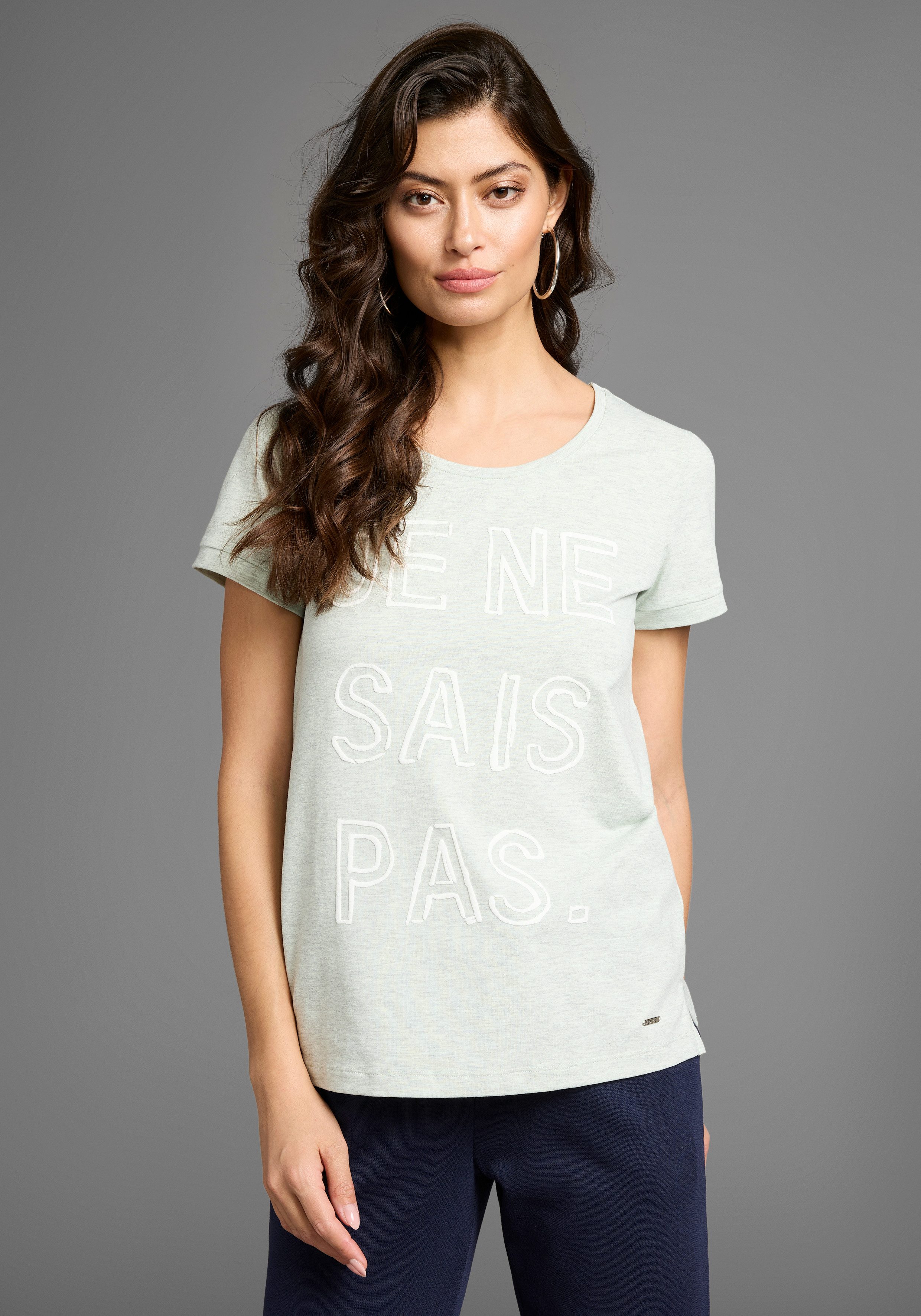 Laura Scott T-shirt met opgenaaide tekst - nieuwe collectie