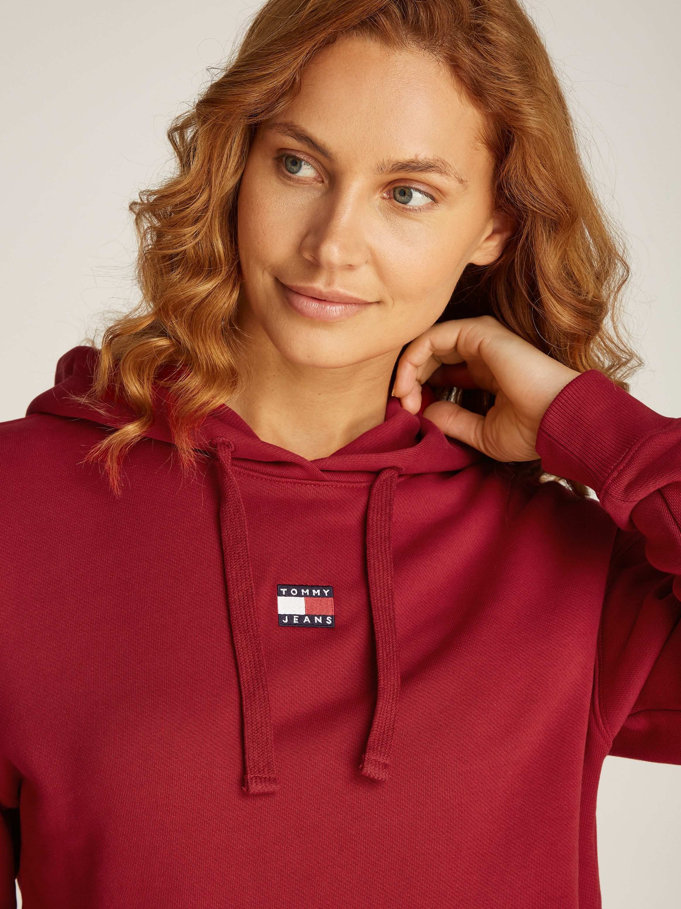 TOMMY JEANS Hoodie TJW BXY BADGE HOODIE