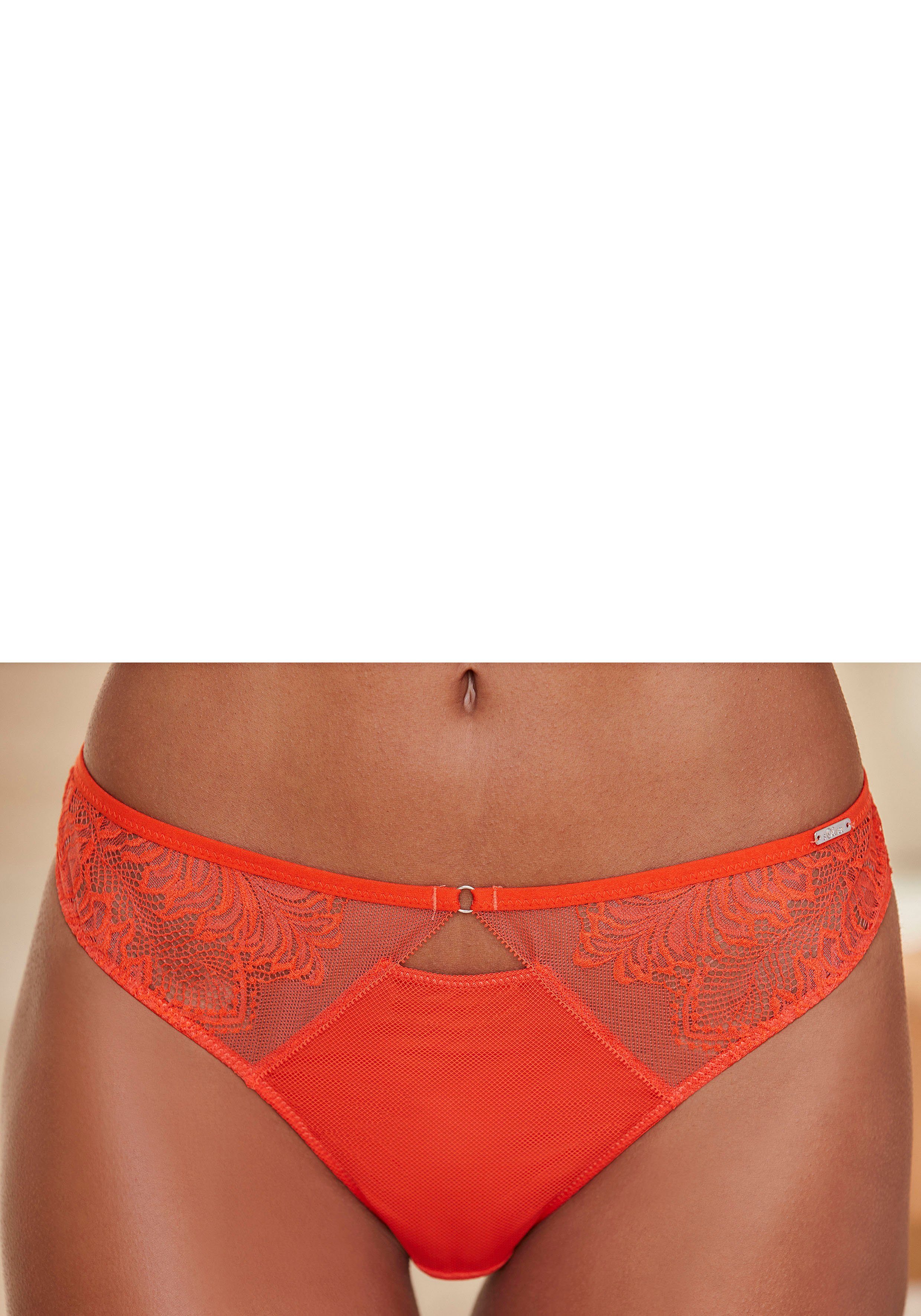 Lascana Tanga met kant-inzetten in coole tattoo-look