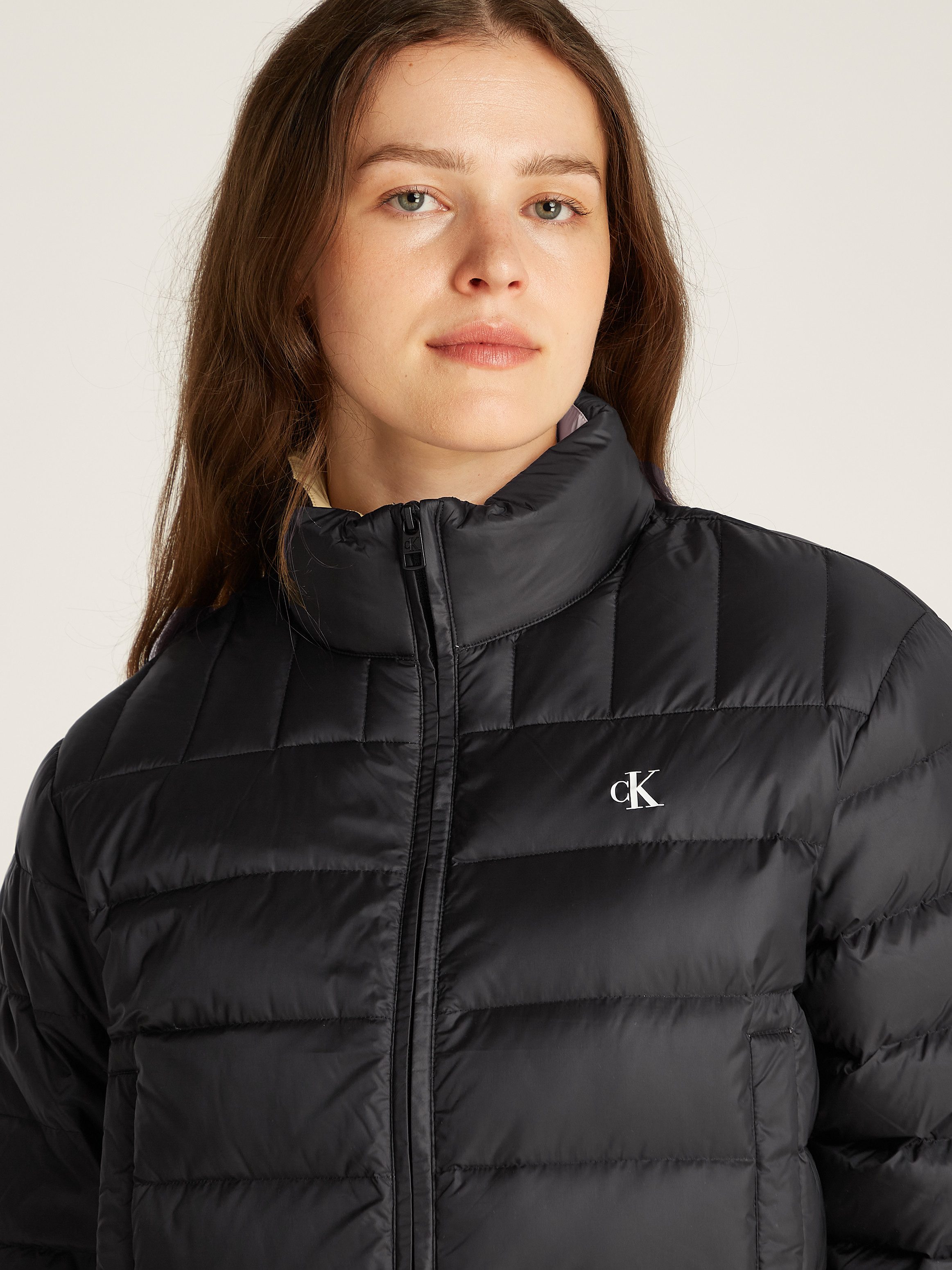 Calvin Klein Gewatteerde jas UL SHORT PUFFER Met gestempeld logo