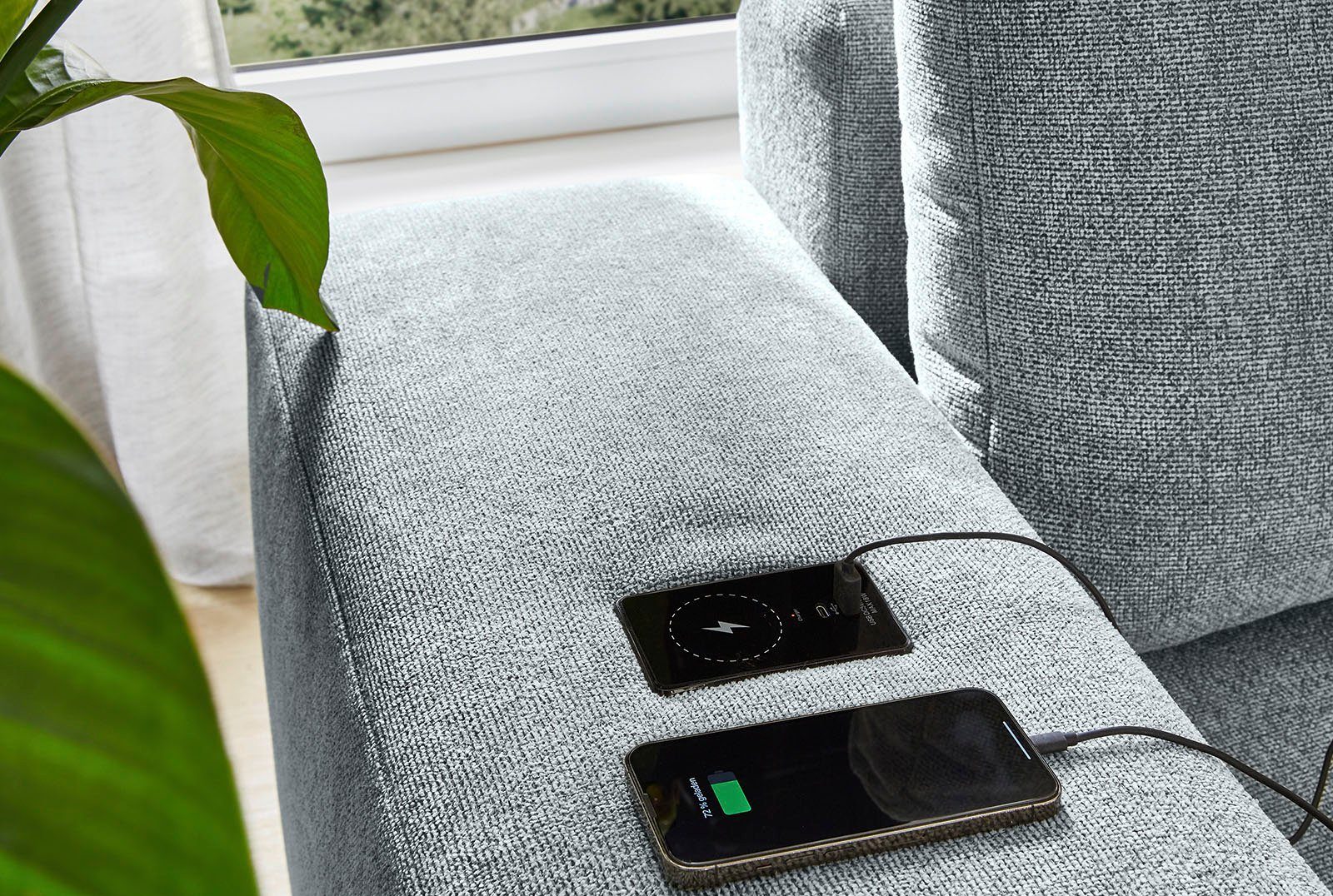 Jockenhöfer Gruppe Hoekbank Luciano L-vorm met inductieve oplaadmogelijkheid, USB-A & USB-C oplaadpoort