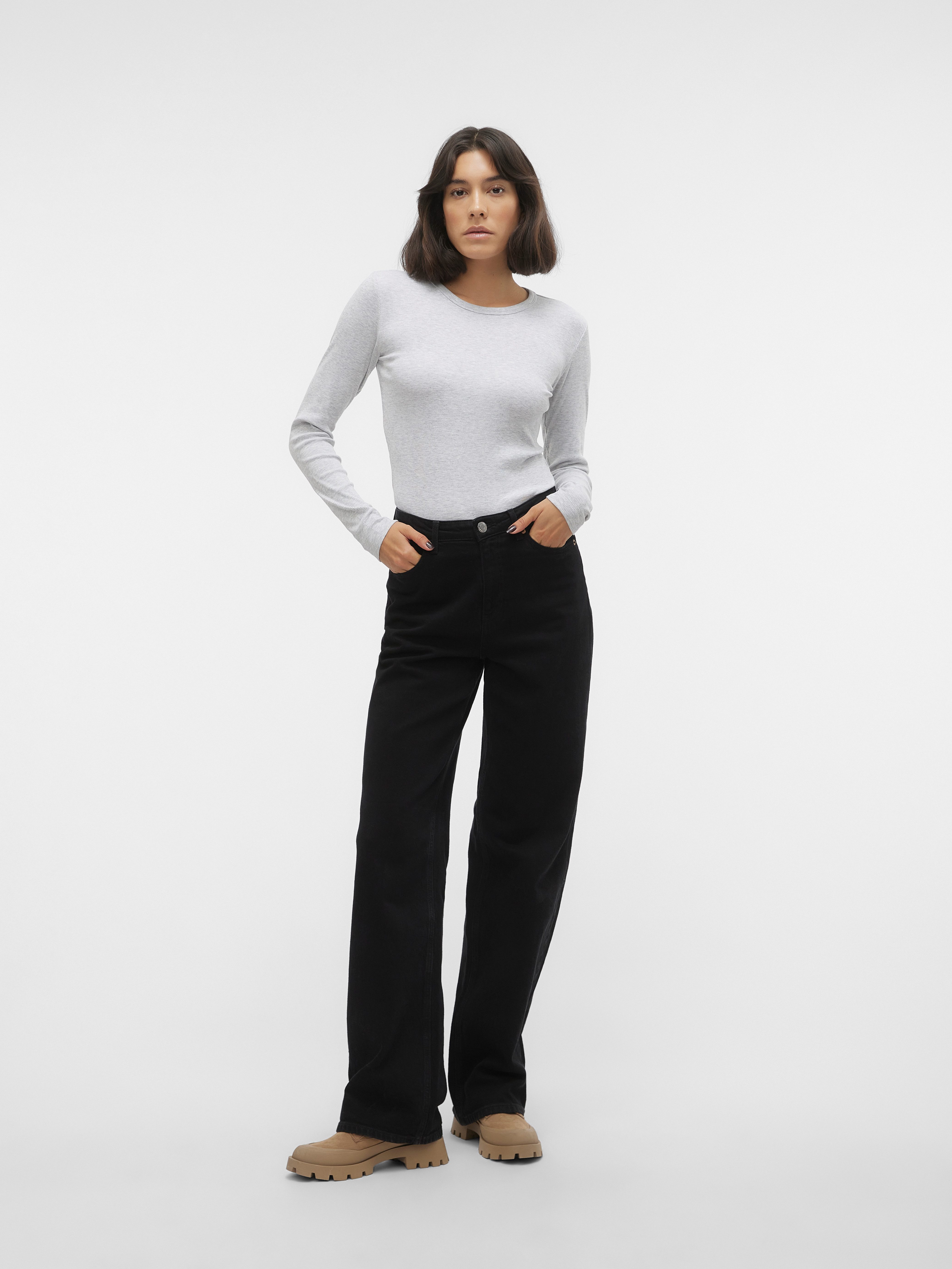 Vero Moda Shirt met lange mouwen VMCHLOE LS SHORT TOP JRS NOOS