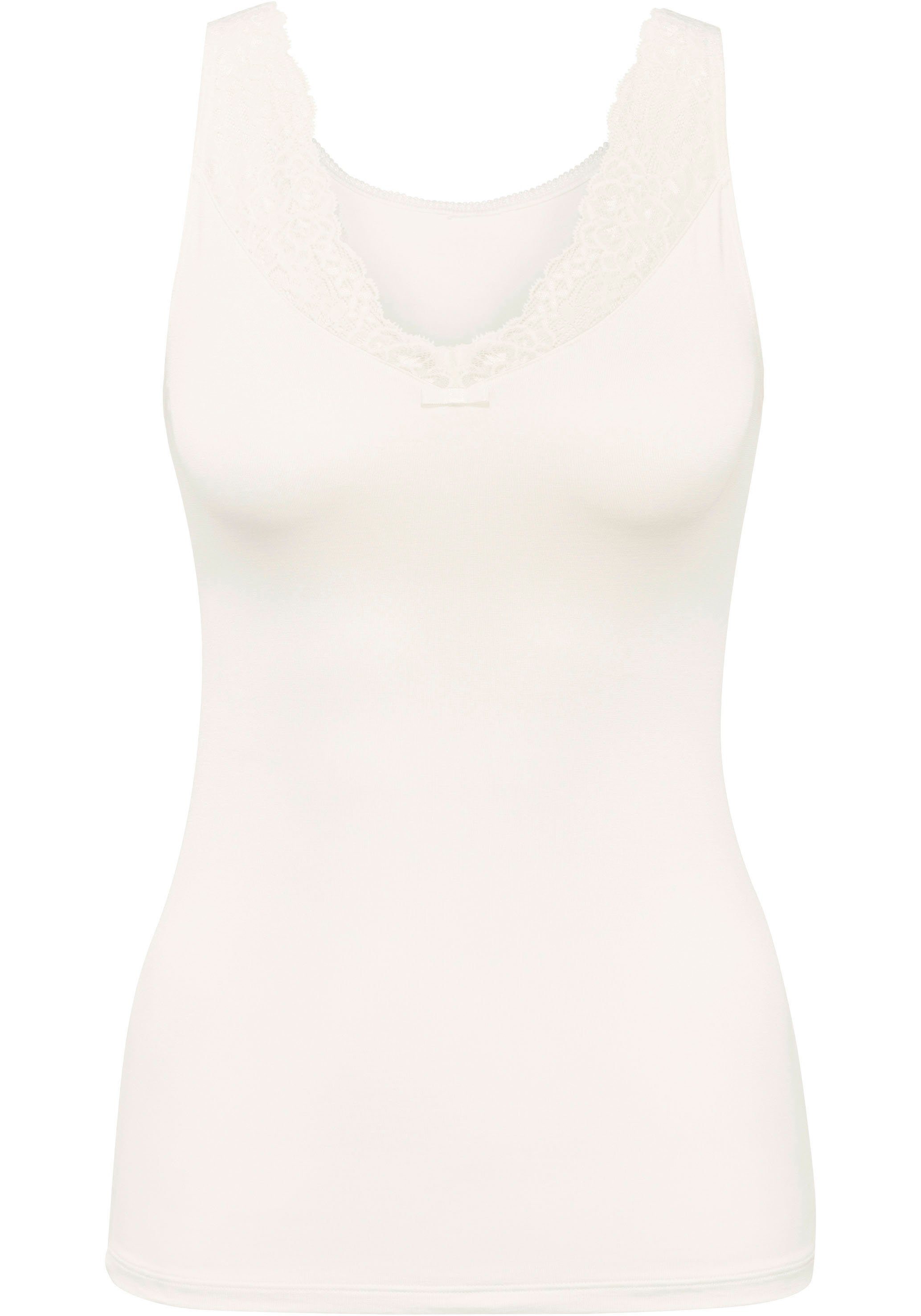 CALIDA Hemd Sensual Secrets met elegante v-vormige kanten inzet