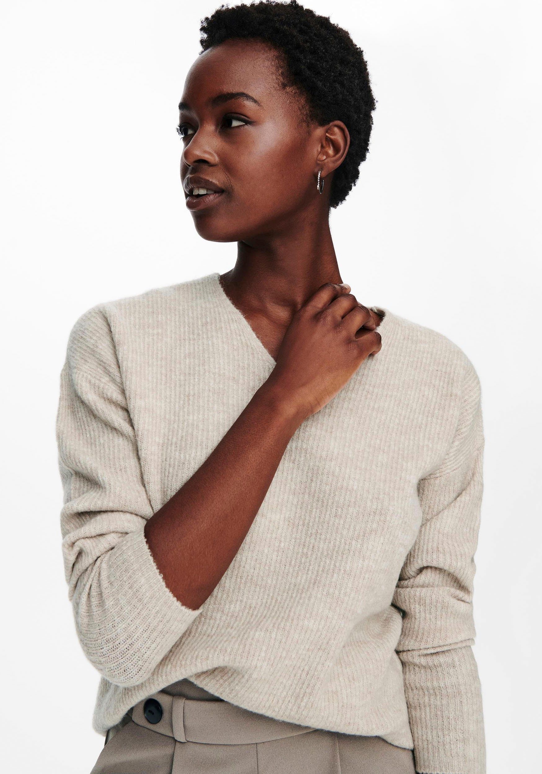 Only Gebreide trui ONLCAMILLA V-NECK L/S PULLOVER KNT NOOS