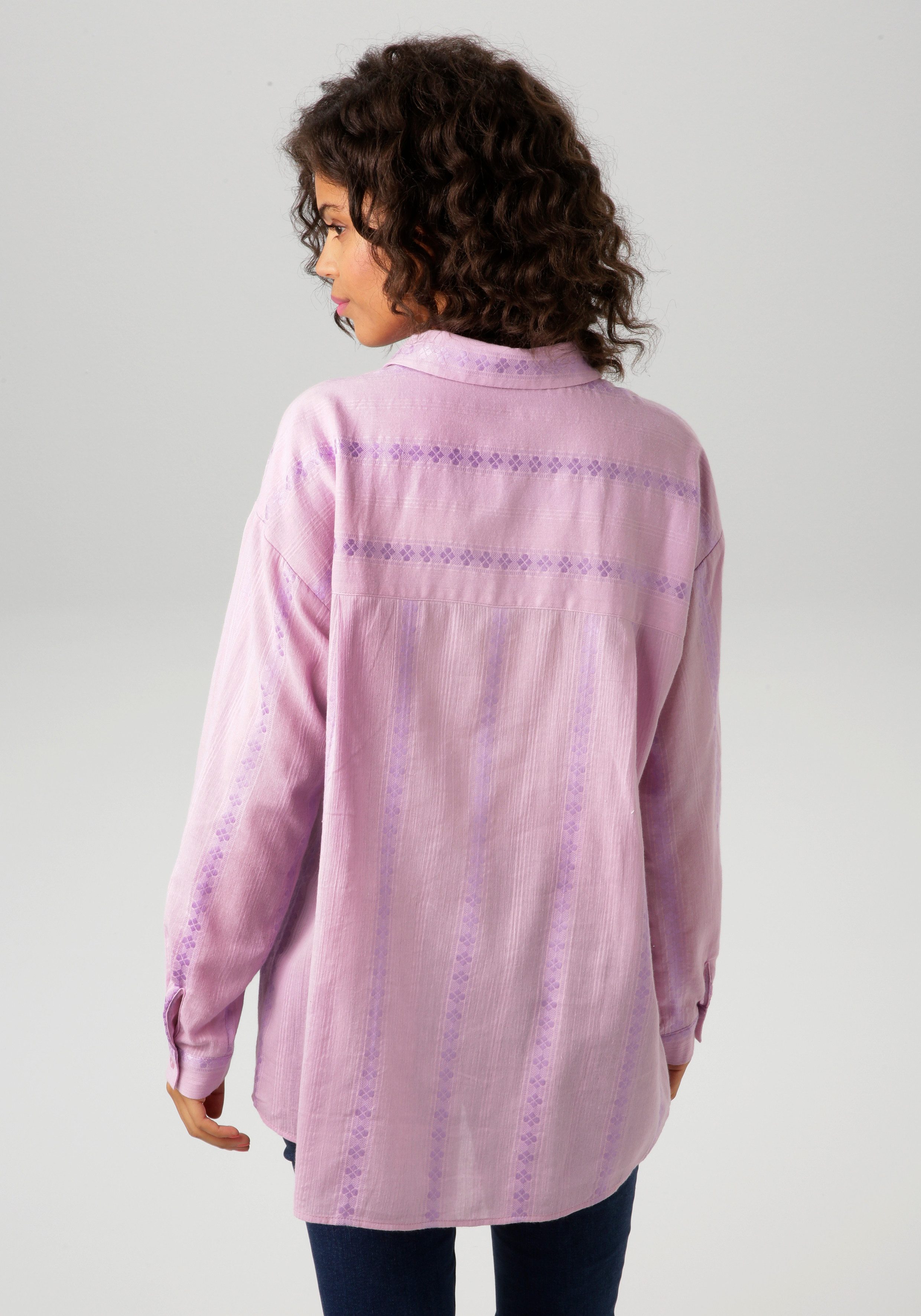 Aniston CASUAL Overhemdblouse van trendy mousseline stof met ingeweven patroon - nieuwe collectie